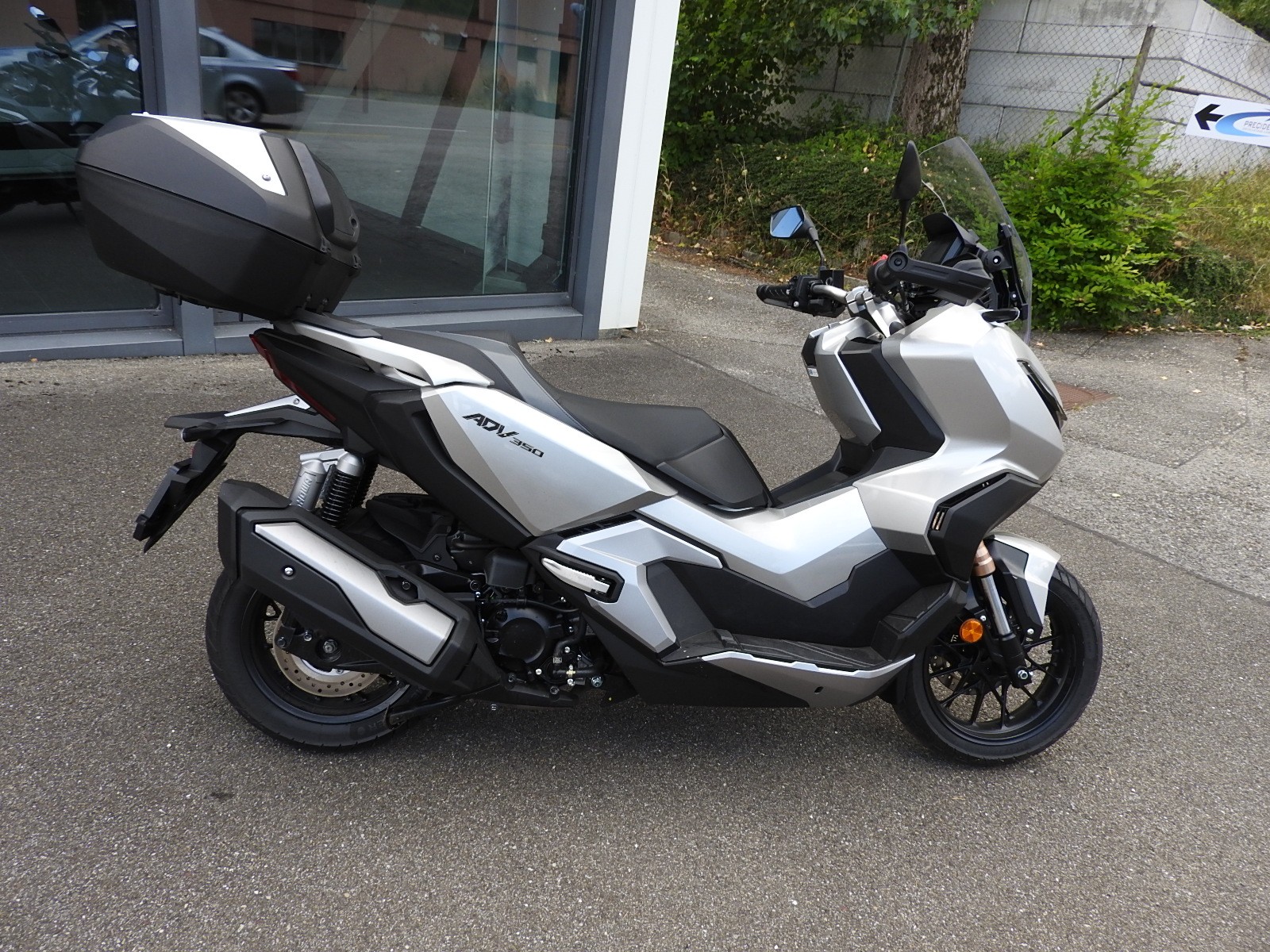 HONDA ADV 350-image-3