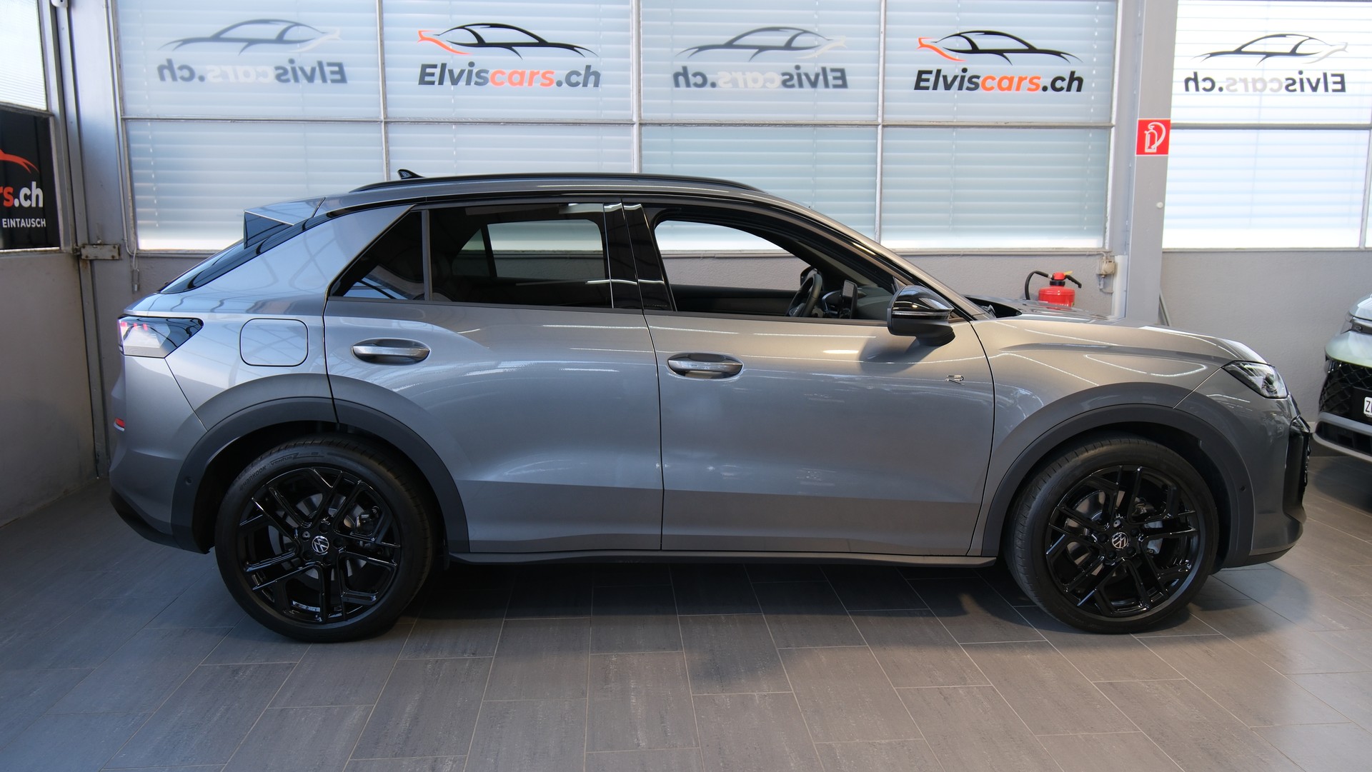 VW T-Roc 1.5 eTSI mHEV R-Line DSG " Black Style "-image-23