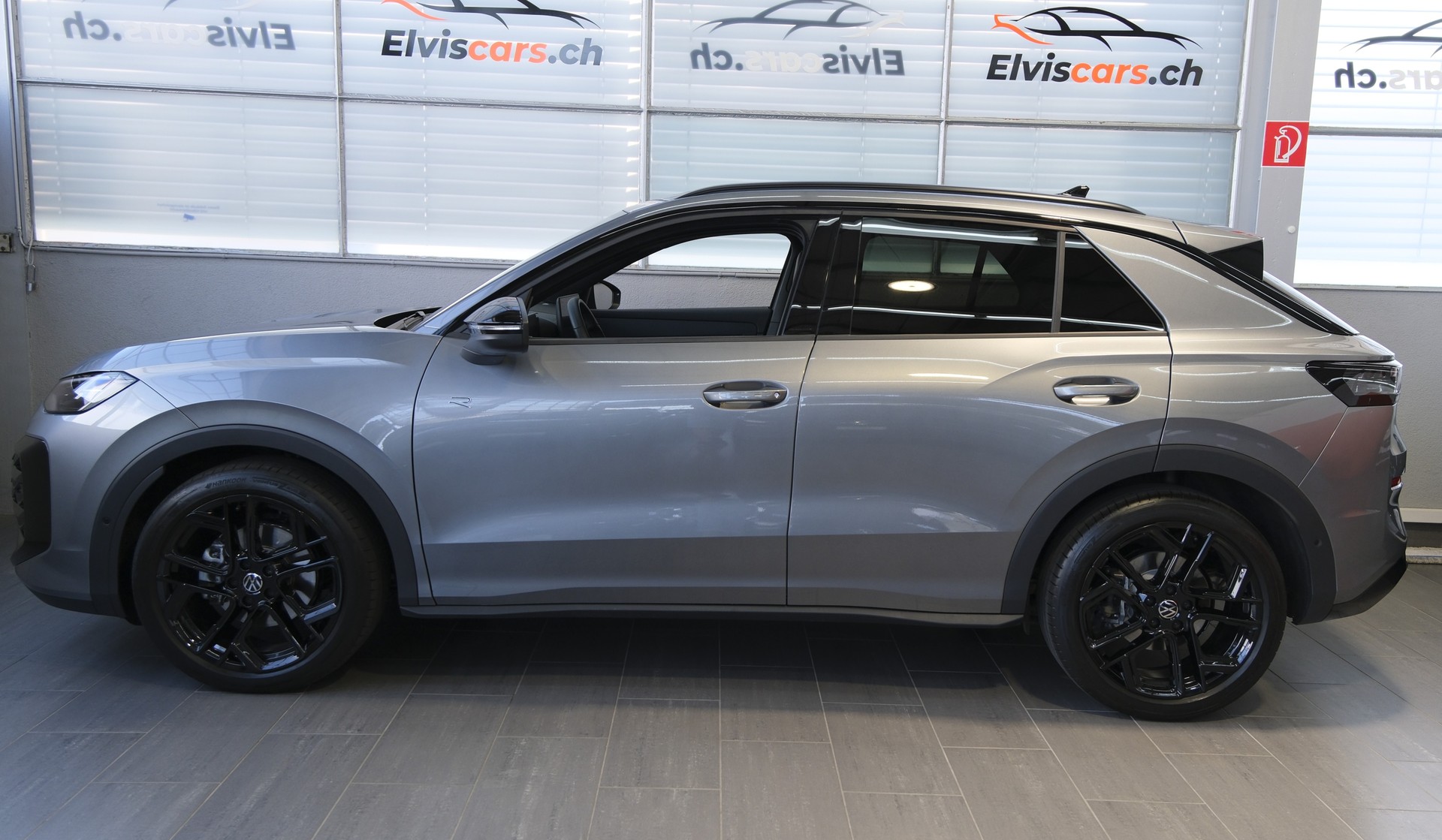 VW T-Roc 1.5 eTSI mHEV R-Line DSG " Black Style "-image-8