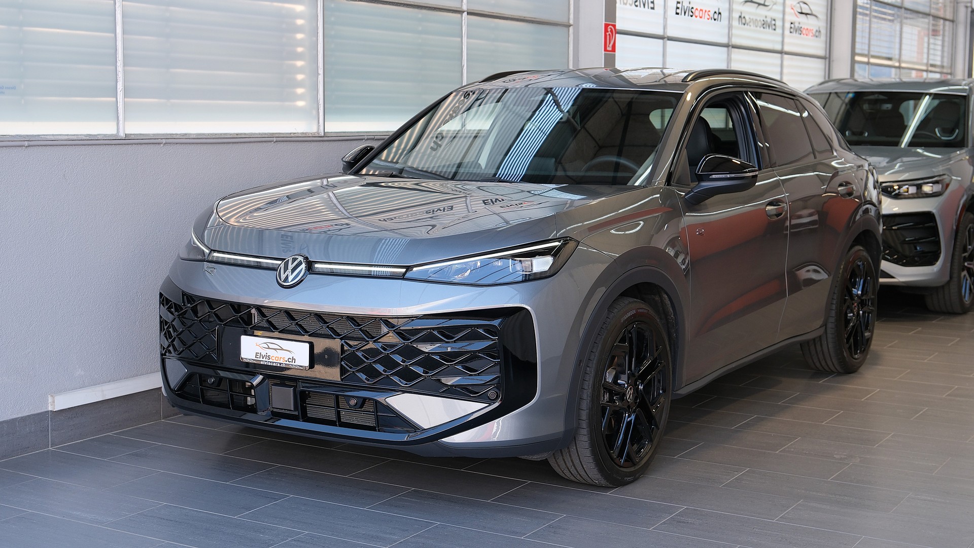 VW T-Roc 1.5 eTSI mHEV R-Line DSG " Black Style "-image-6