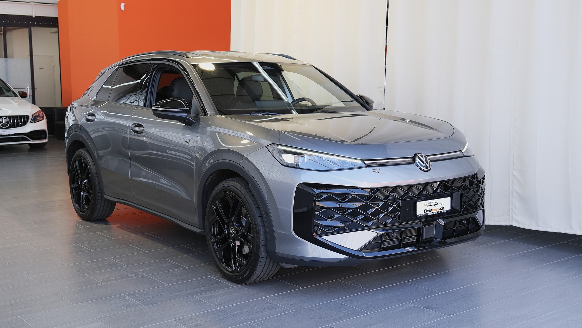 VW T-Roc 1.5 eTSI mHEV R-Line DSG " Black Style "-image-25