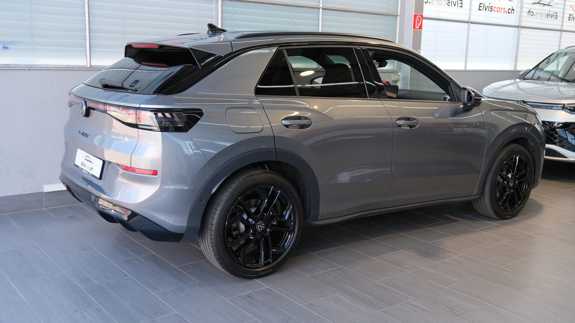 VW T-Roc 1.5 eTSI mHEV R-Line DSG " Black Style "-image-22