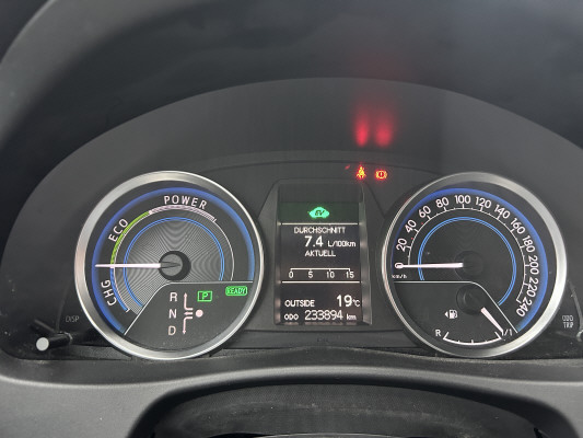 TOYOTA Auris TS 1.8 HSD Luna-image-13
