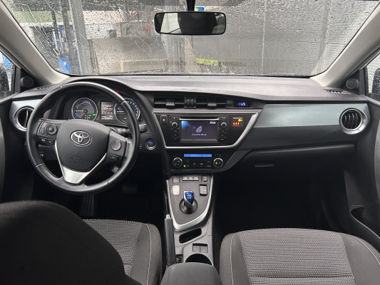 TOYOTA Auris TS 1.8 HSD Luna-image-5