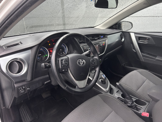 TOYOTA Auris TS 1.8 HSD Luna-image-7