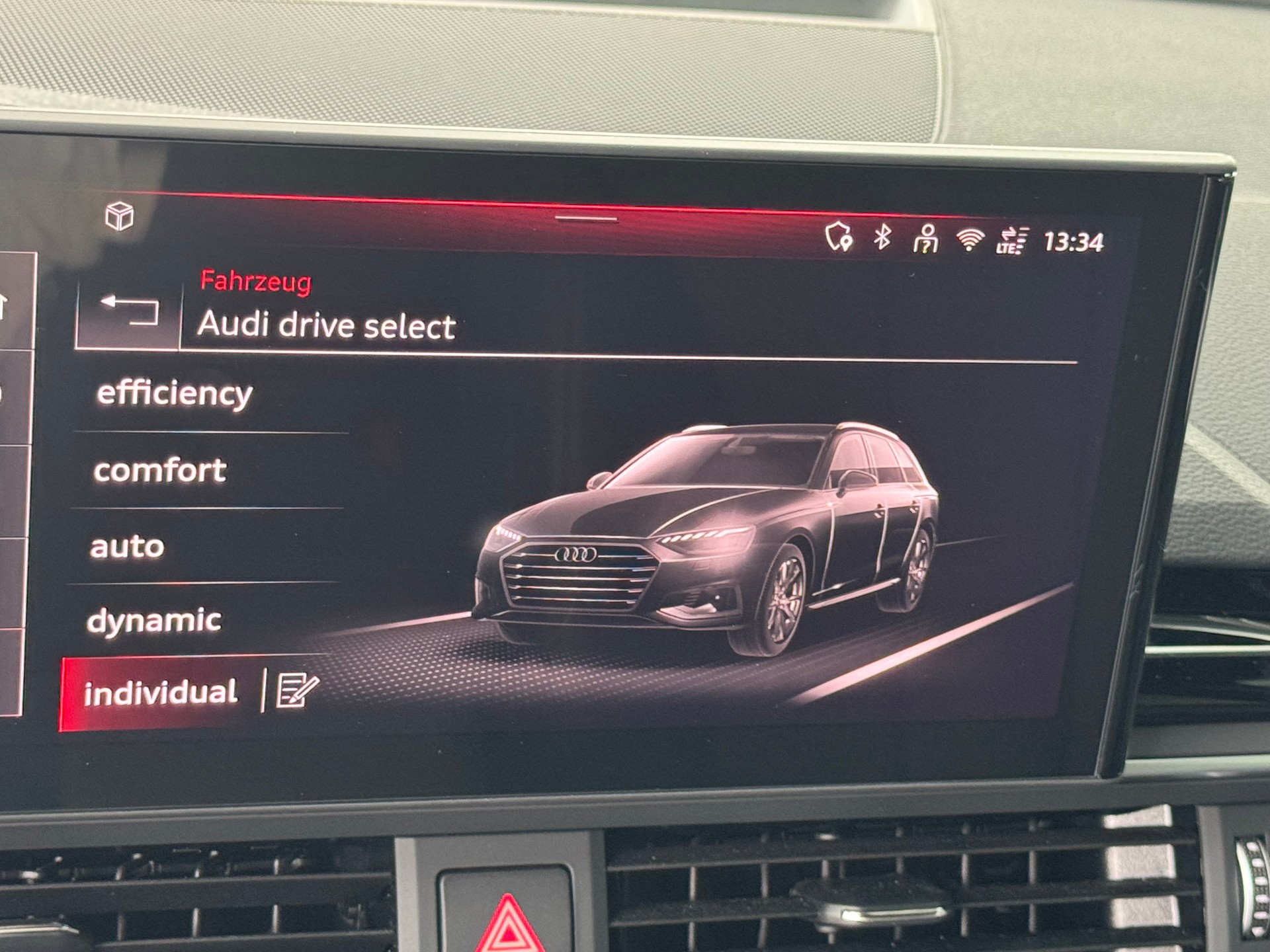 AUDI A4 Avant 45 TFSI S line S-tronic quattro*Panoramadach*AHK*ACC Tempomat*5 J. Garantie ab Inv.*-image-15
