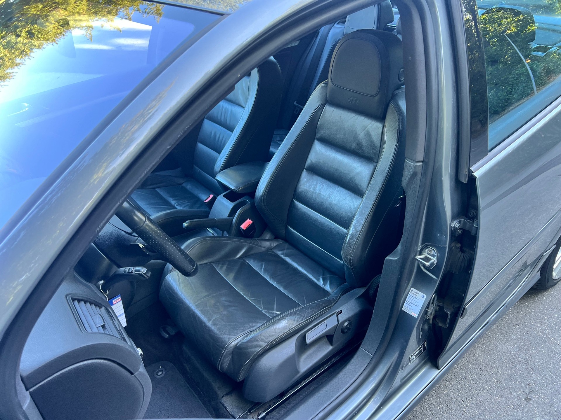 VW Golf R32 4Motion DSG-image-9