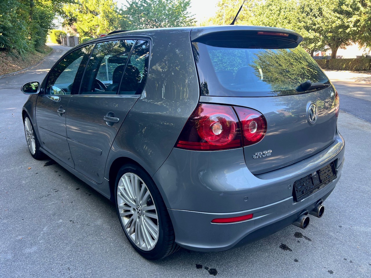 VW Golf R32 4Motion DSG-image-6