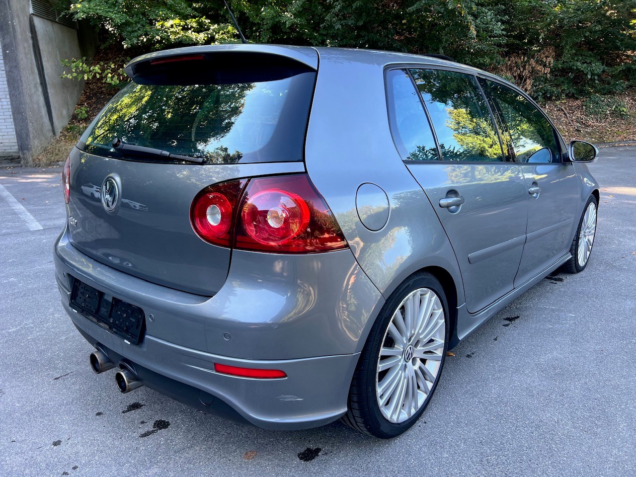 VW Golf R32 4Motion DSG-image-4