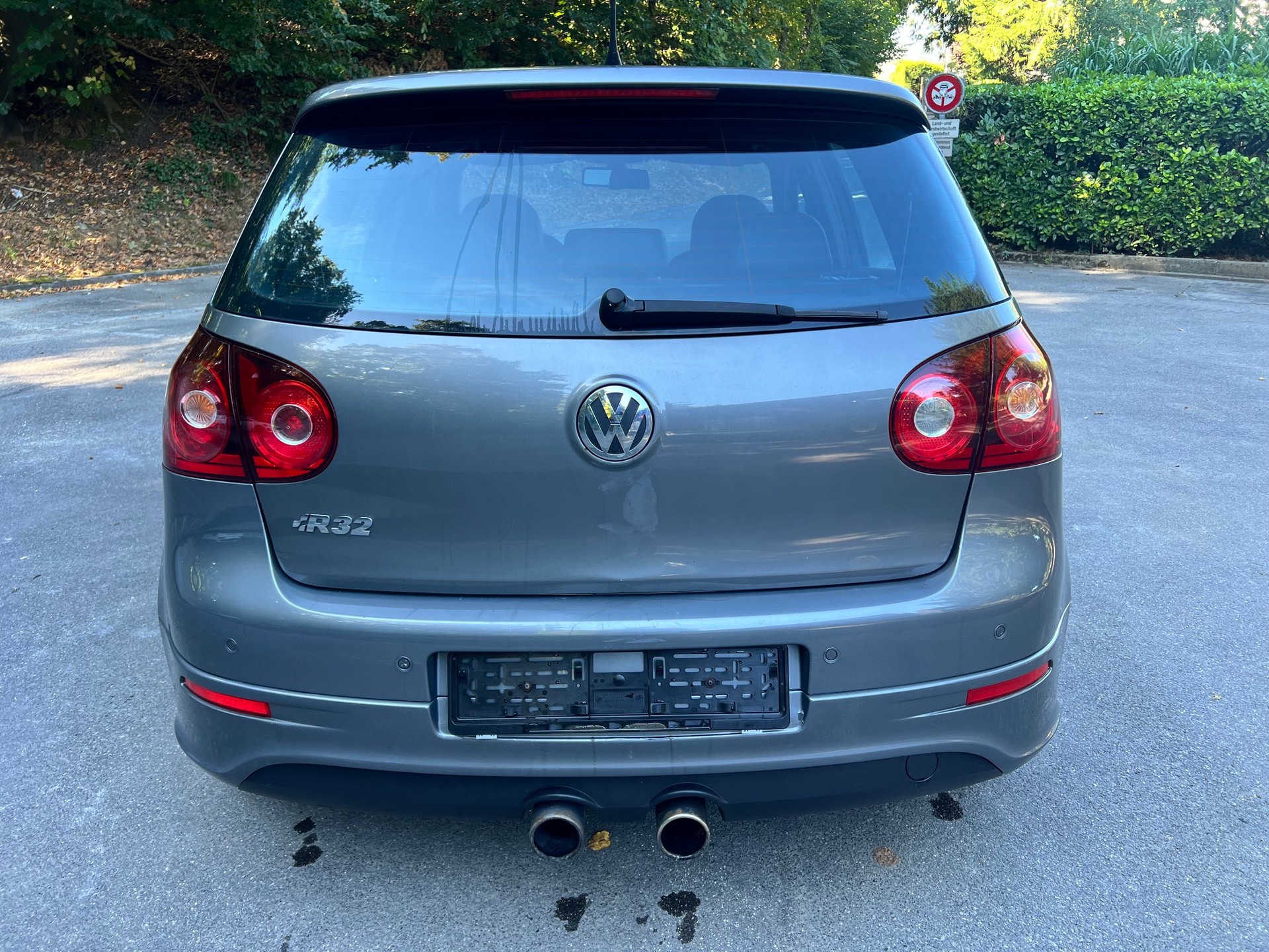 VW Golf R32 4Motion DSG-image-5