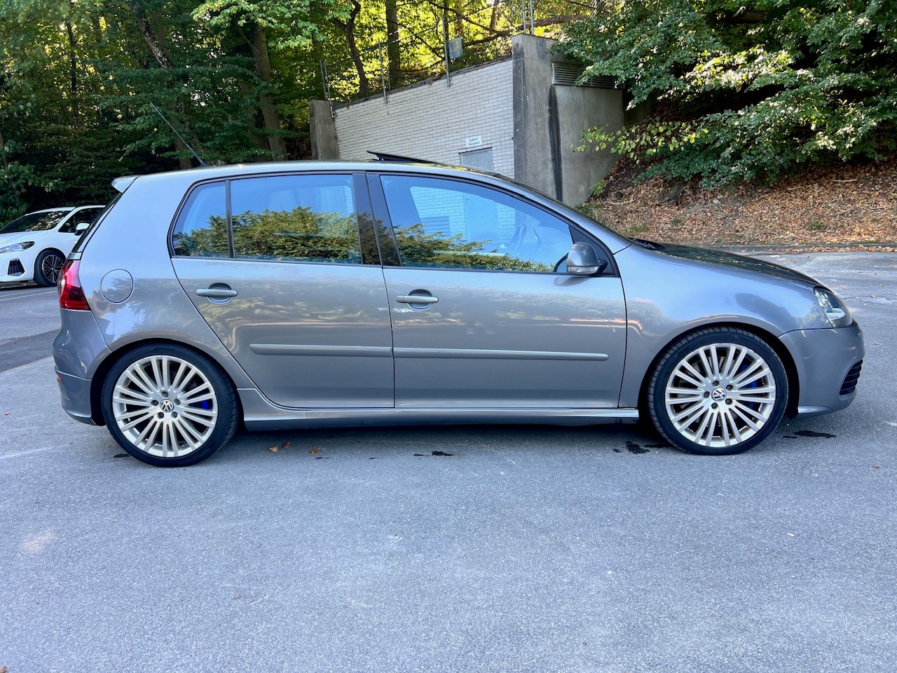VW Golf R32 4Motion DSG-image-3