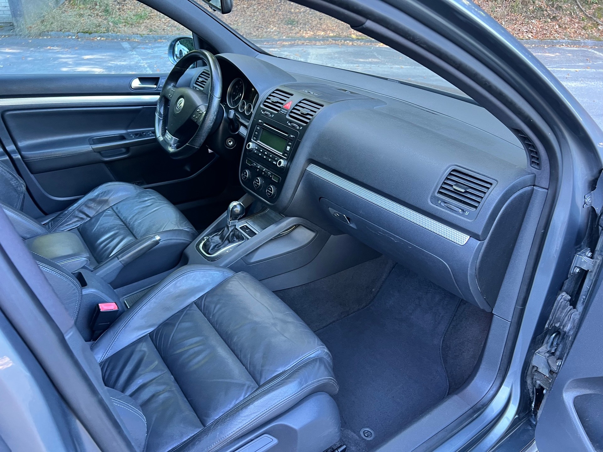 VW Golf R32 4Motion DSG-image-12