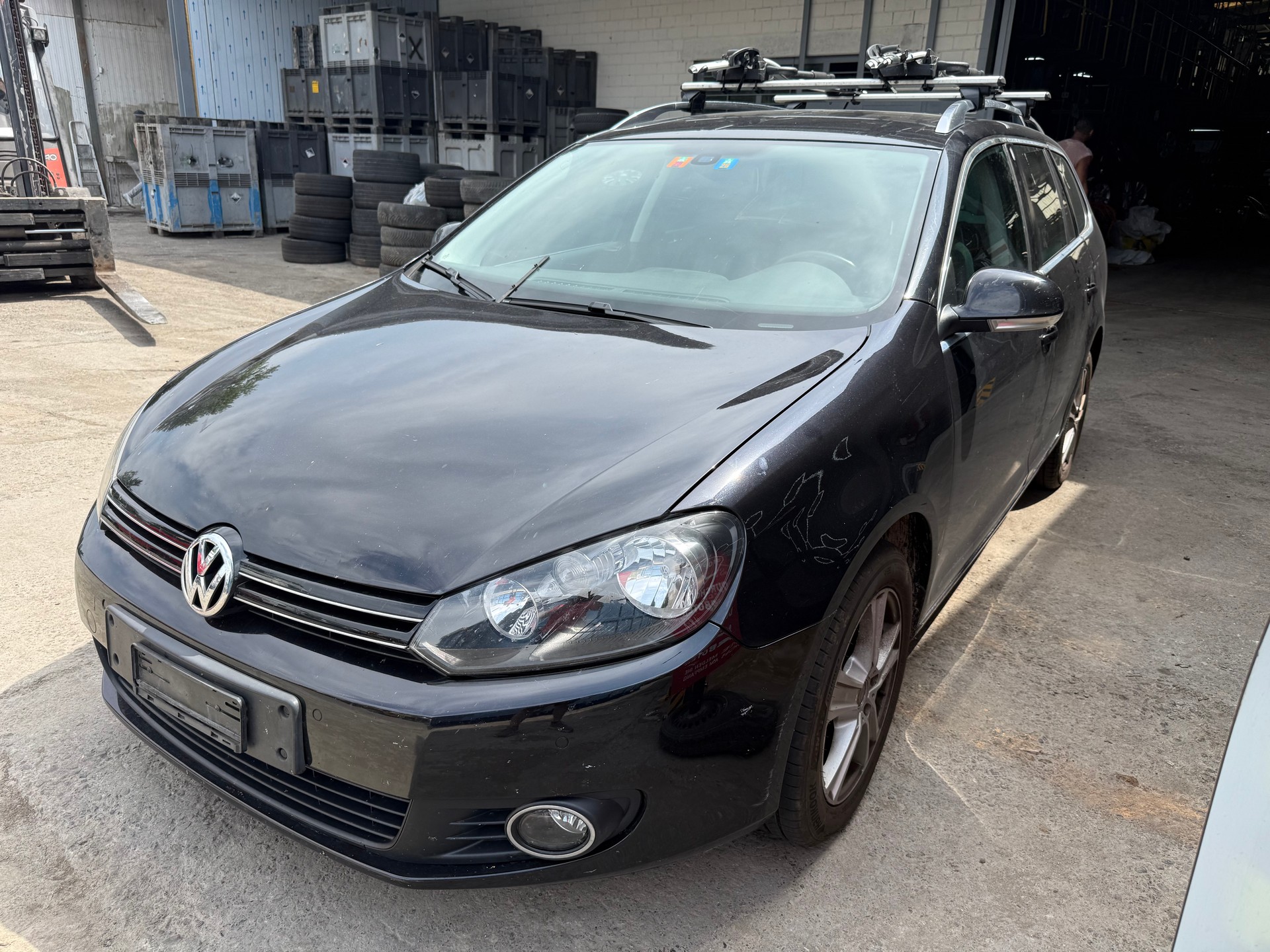 VW Golf Variant 1.4 TSI Comfortline DSG-image-2