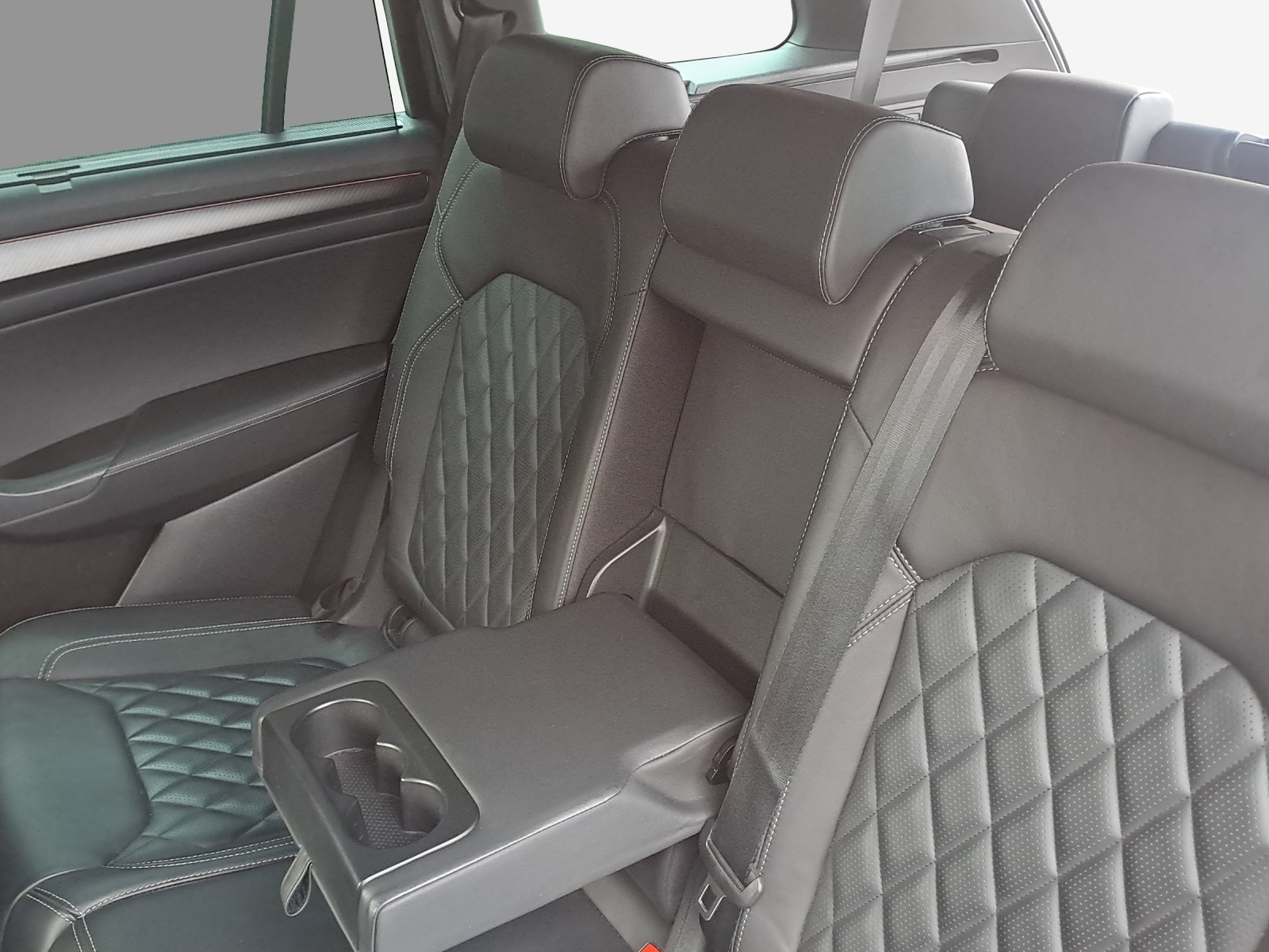 SKODA Kodiaq 2.0 TSI 4x4 SportLine-image-11