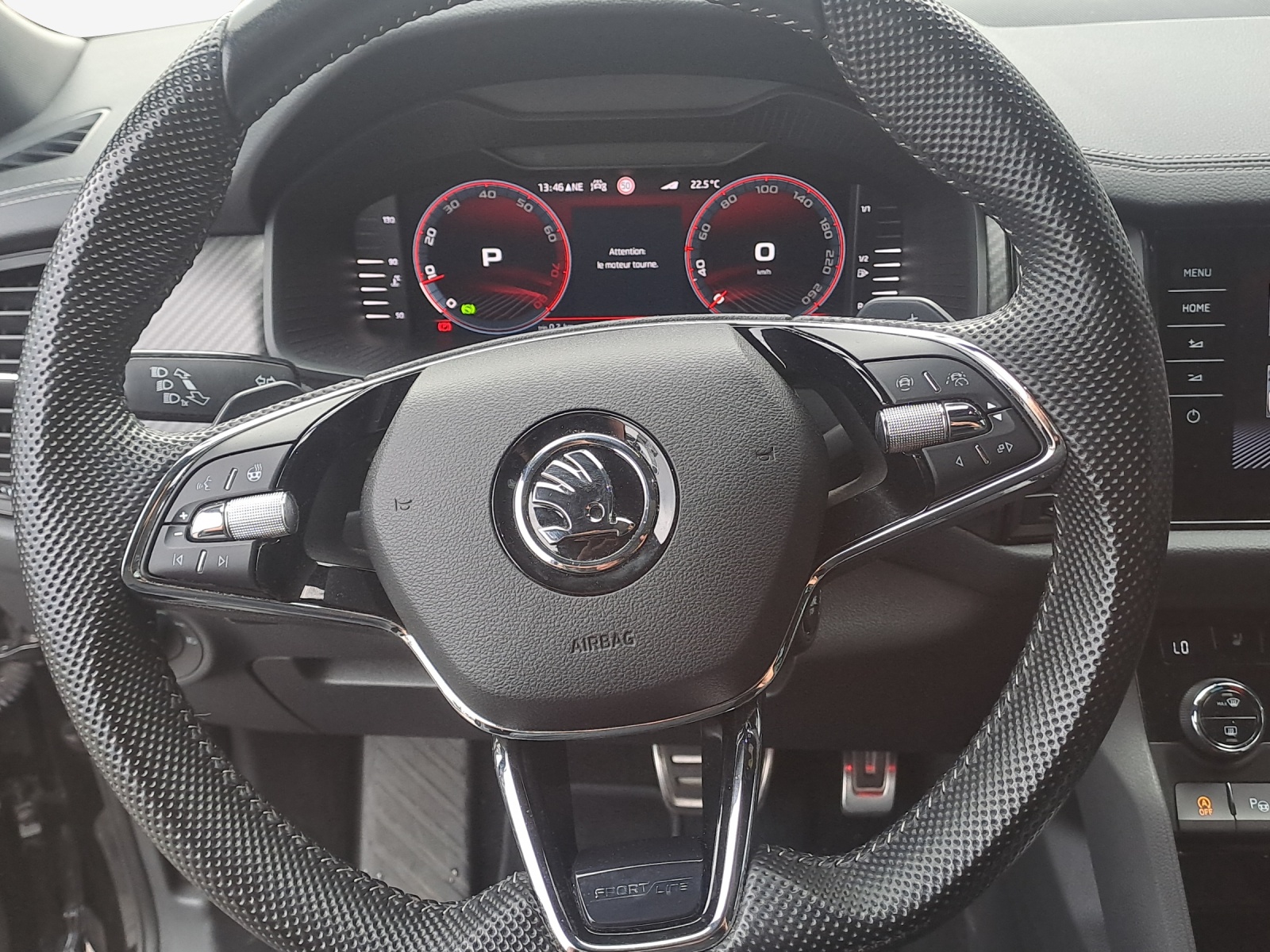 SKODA Kodiaq 2.0 TSI 4x4 SportLine-image-9