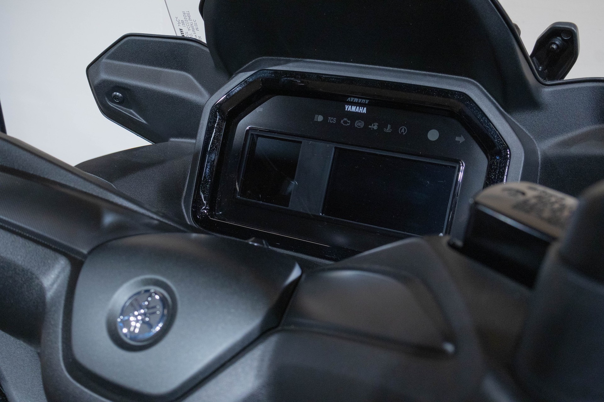 YAMAHA XMAX 125 Tech MAX+-image-6