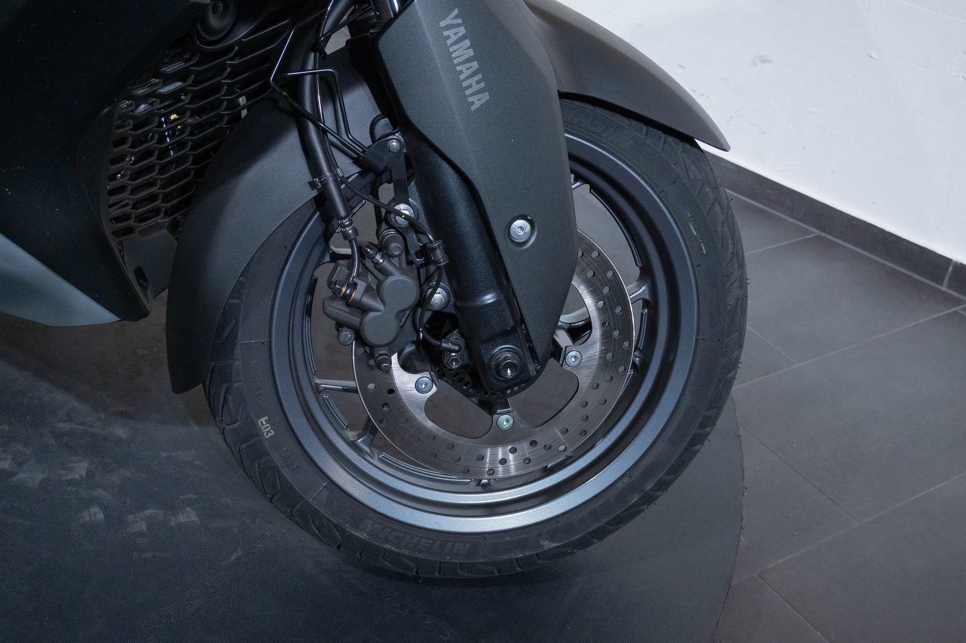 YAMAHA XMAX 125 Tech MAX+-image-8