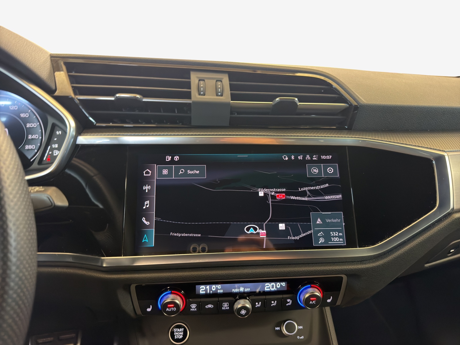AUDI Q3 Sportback 45 TFSI e S line S-tronic-image-10