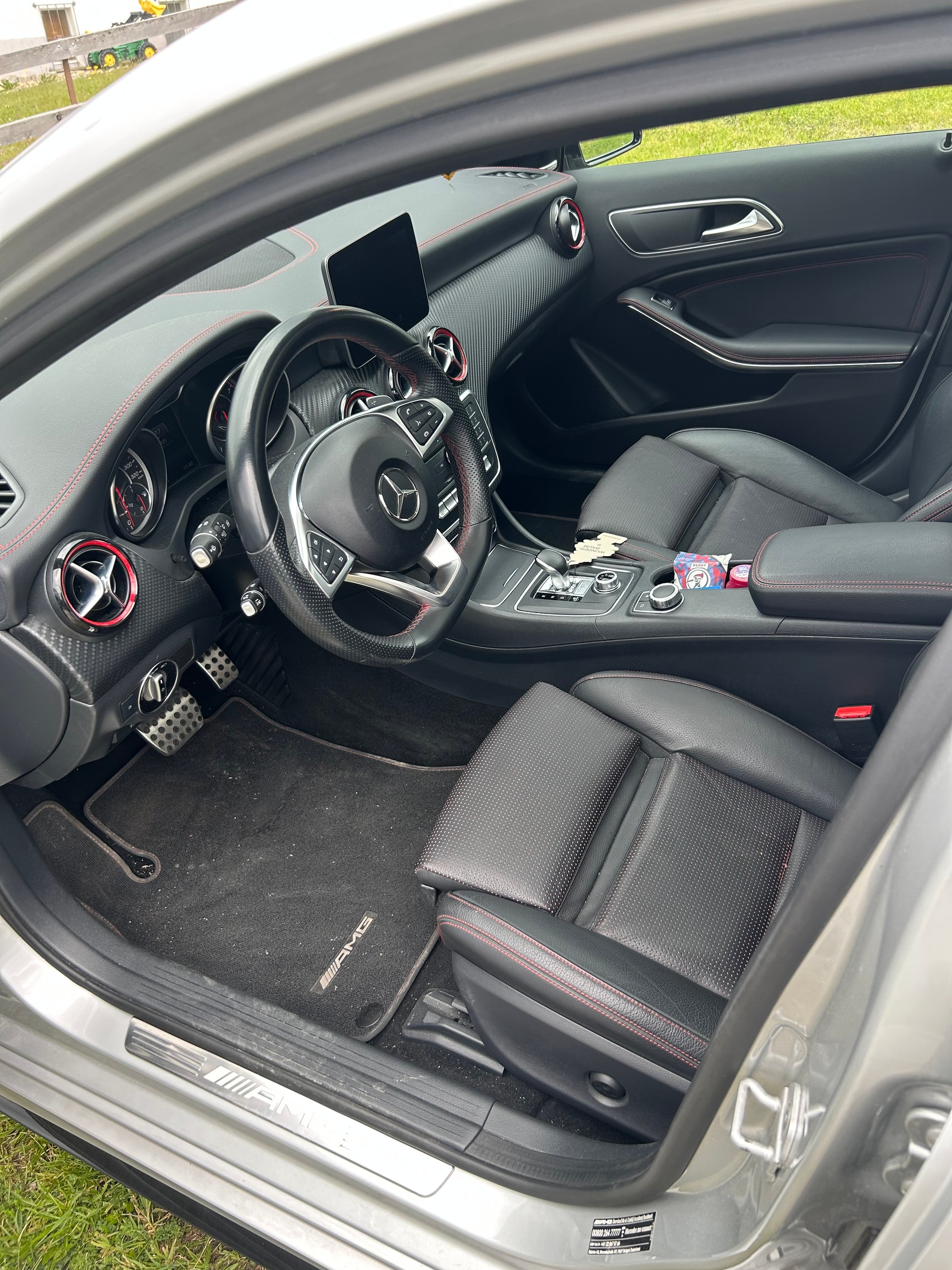 MERCEDES-BENZ A 45 AMG 4m-image-1