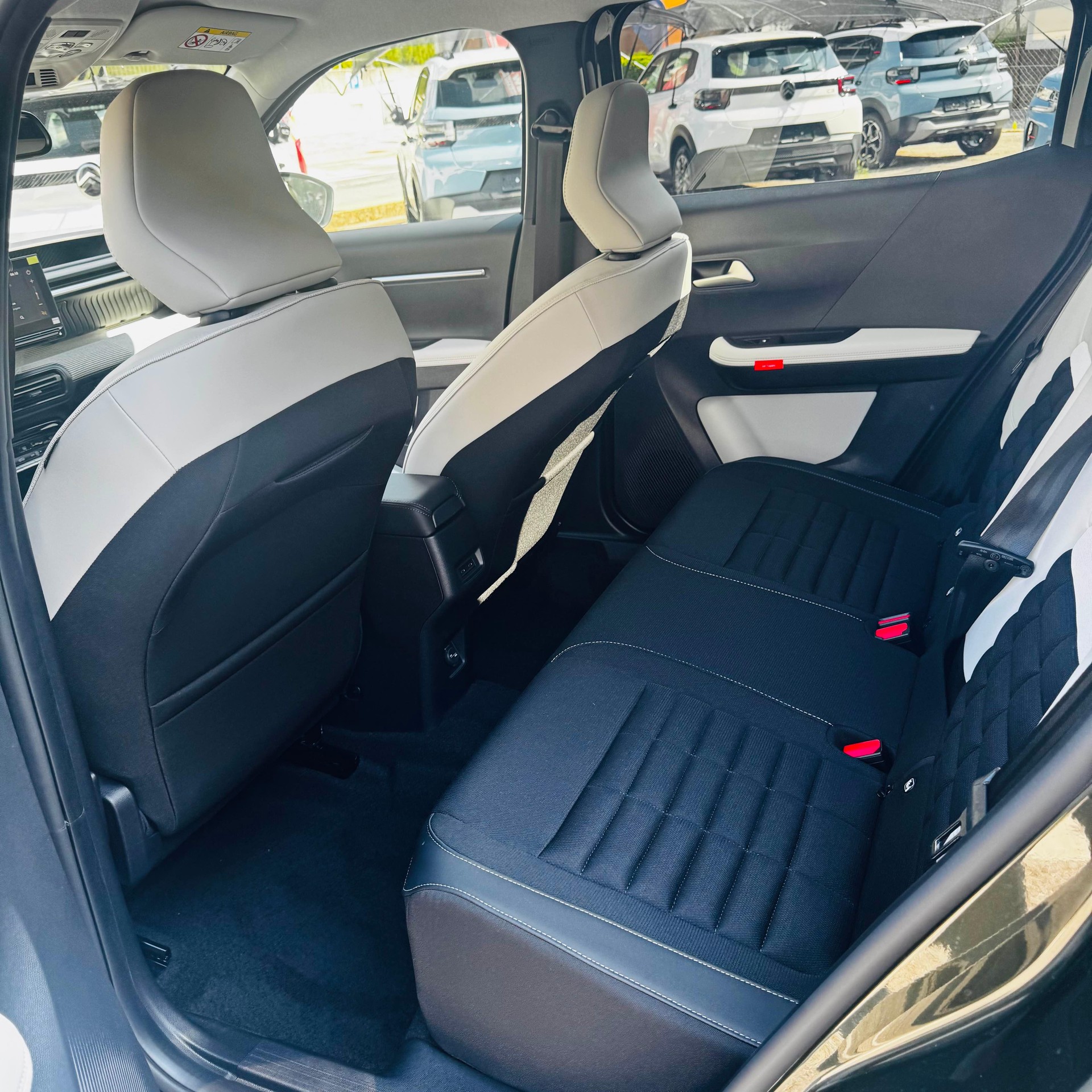 CITROEN NEW C3 Aircross 1.2 Hybrid Max-image-9