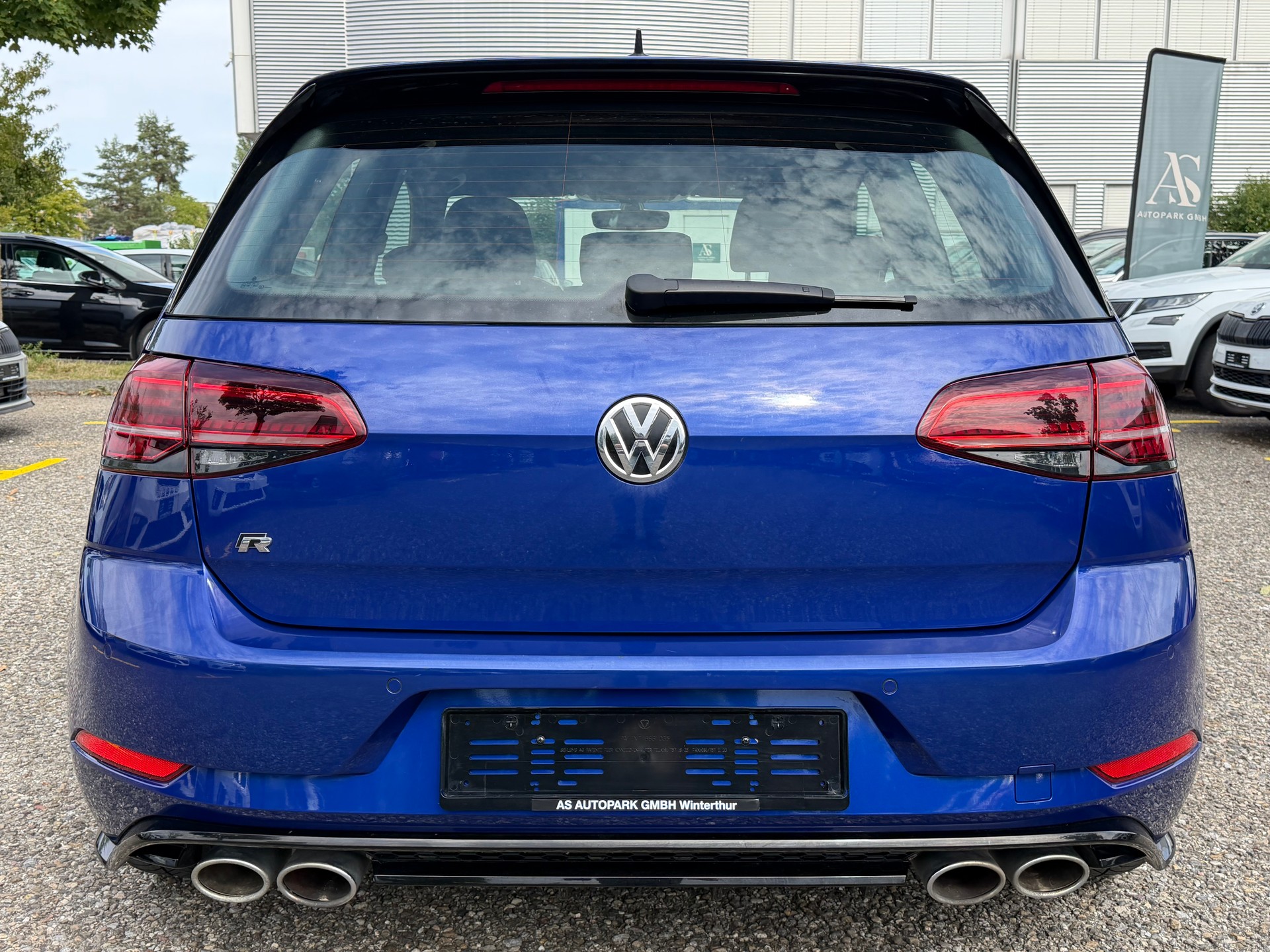 VW Golf 2.0 TSI R 4Motion DSG-image-5