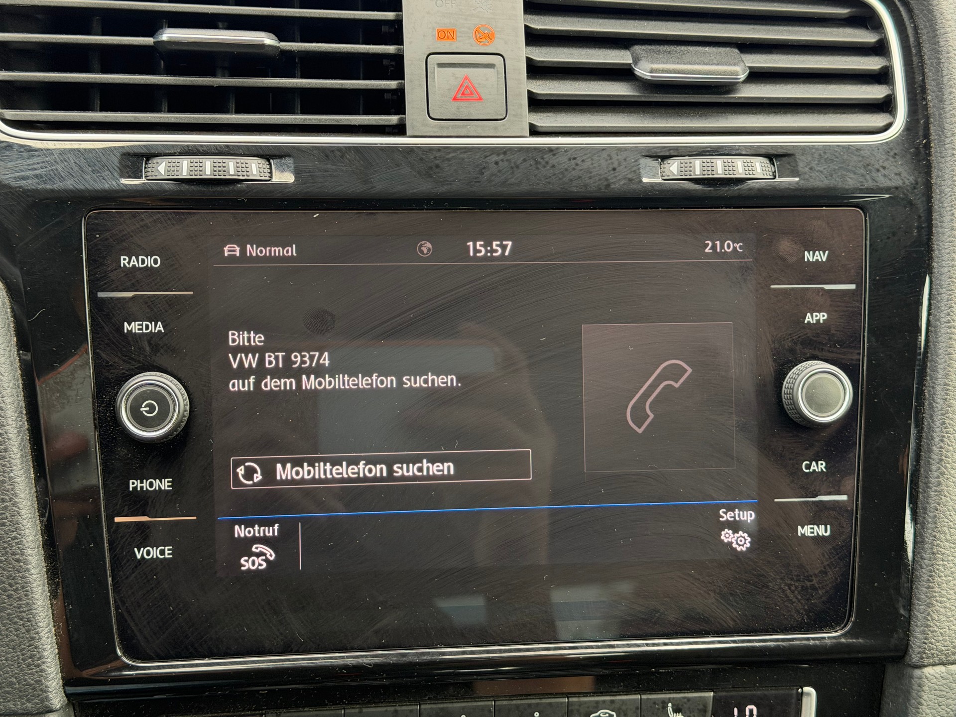 VW Golf 2.0 TSI R 4Motion DSG-image-18