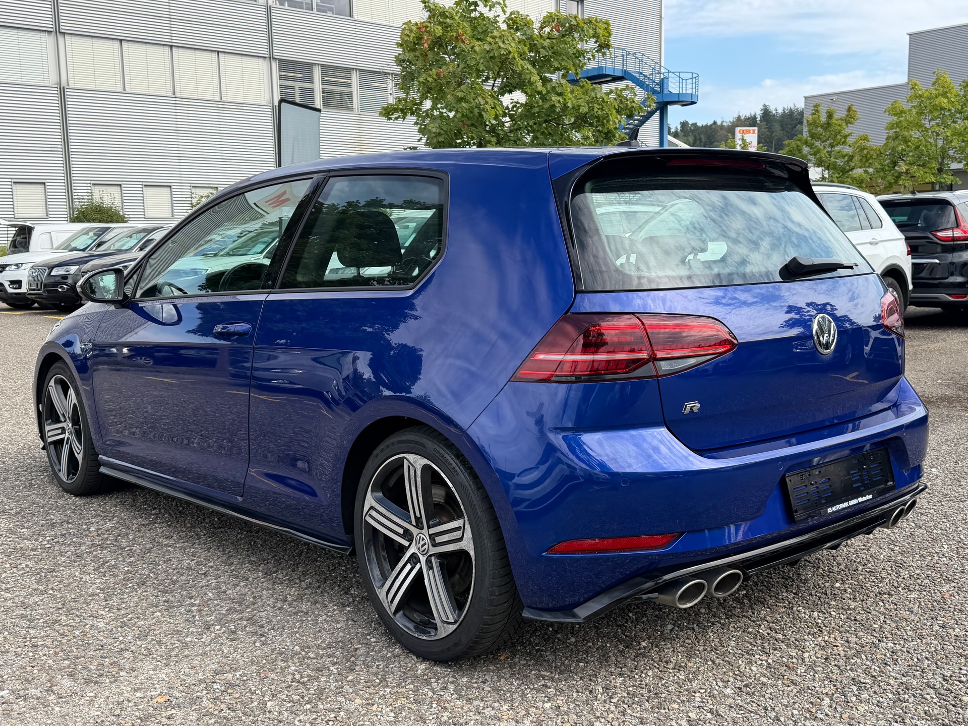 VW Golf 2.0 TSI R 4Motion DSG-image-6