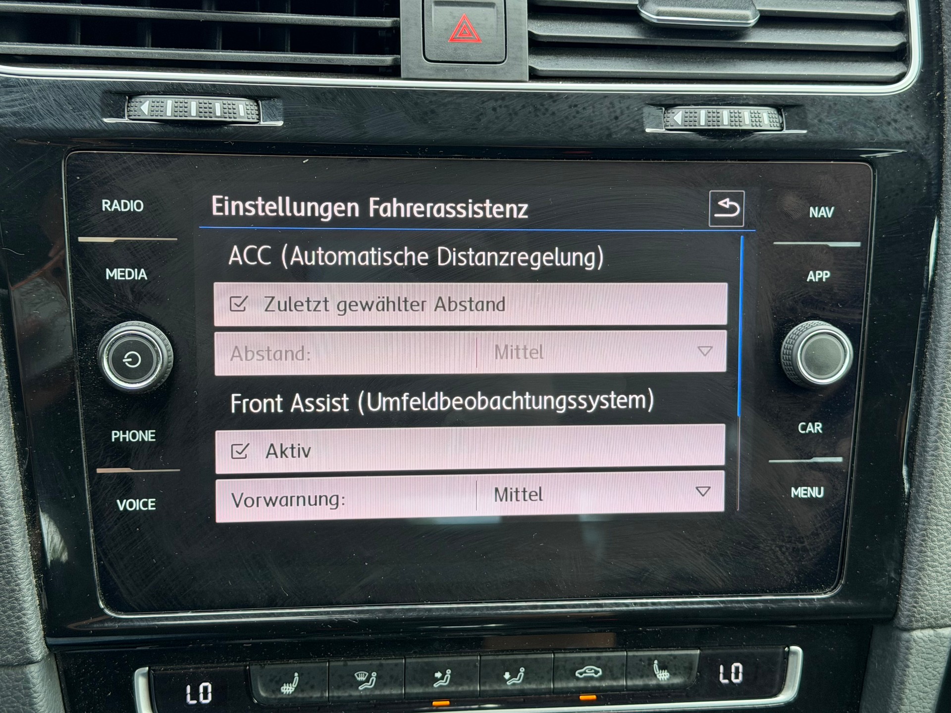 VW Golf 2.0 TSI R 4Motion DSG-image-20