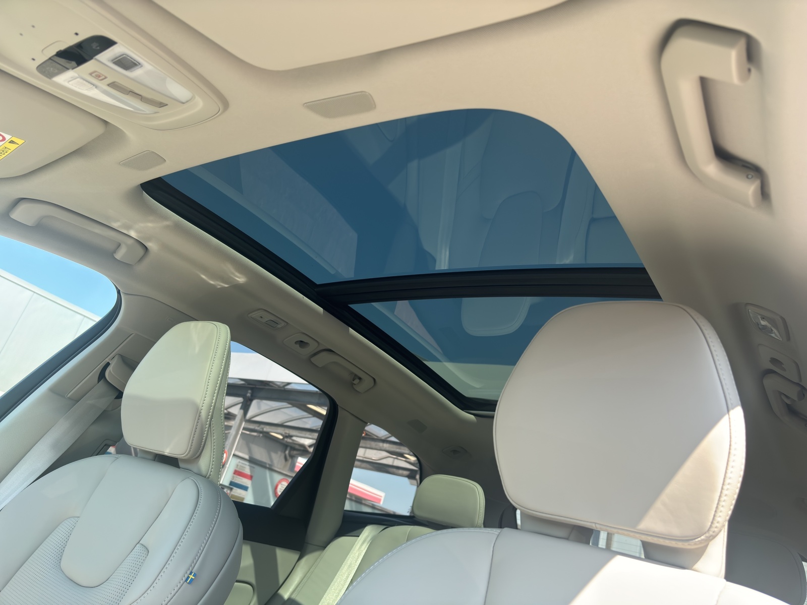 VOLVO XC60 2.0 T8 TE Ultra Dark eAWD-image-15