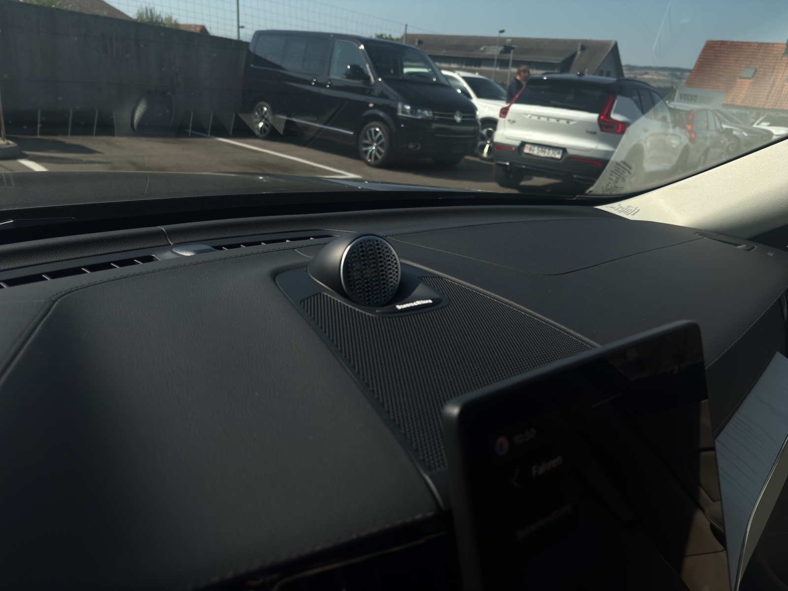 VOLVO XC60 2.0 T8 TE Ultra Dark eAWD-image-13