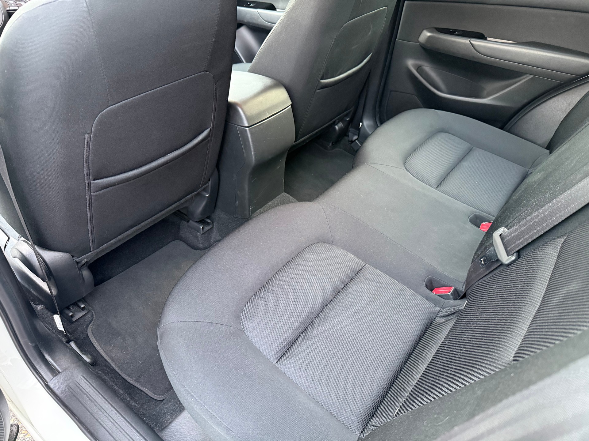MAZDA 2.0 Ambition-image-5
