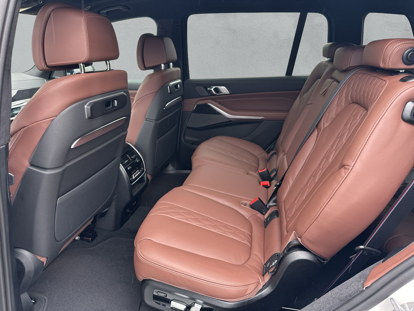 BMW X7 xDrive 48V 40d M Sport Pro Steptronic**Action de leasing à 1.9%**-image-10