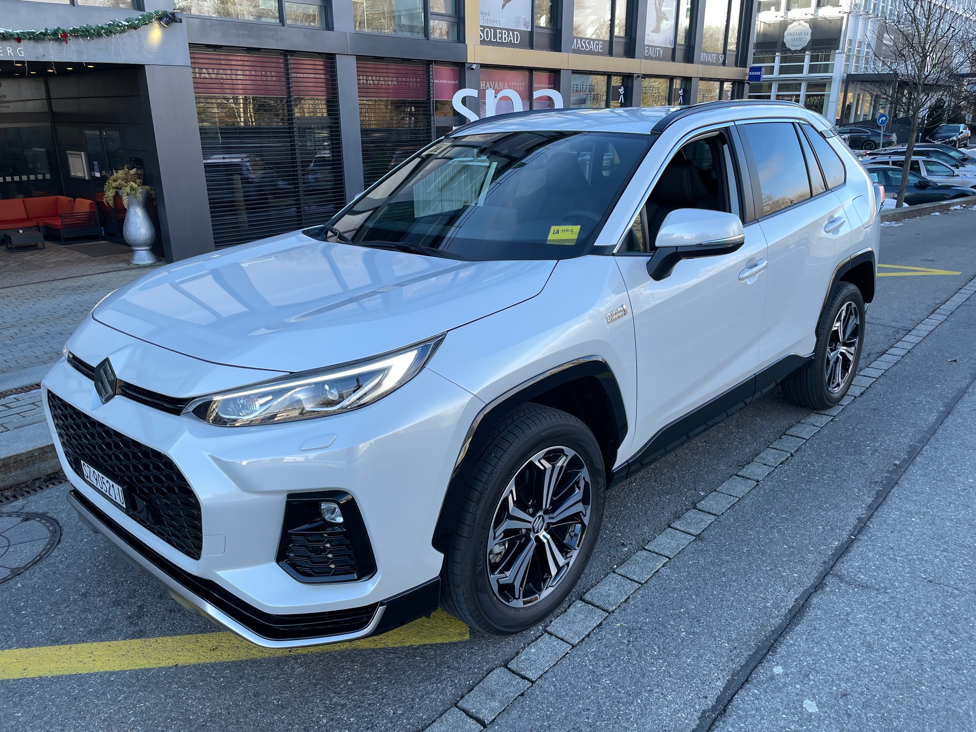 SUZUKI Across 2.5 Plug-in-Hybrid Compact Top E-CVT-image-0