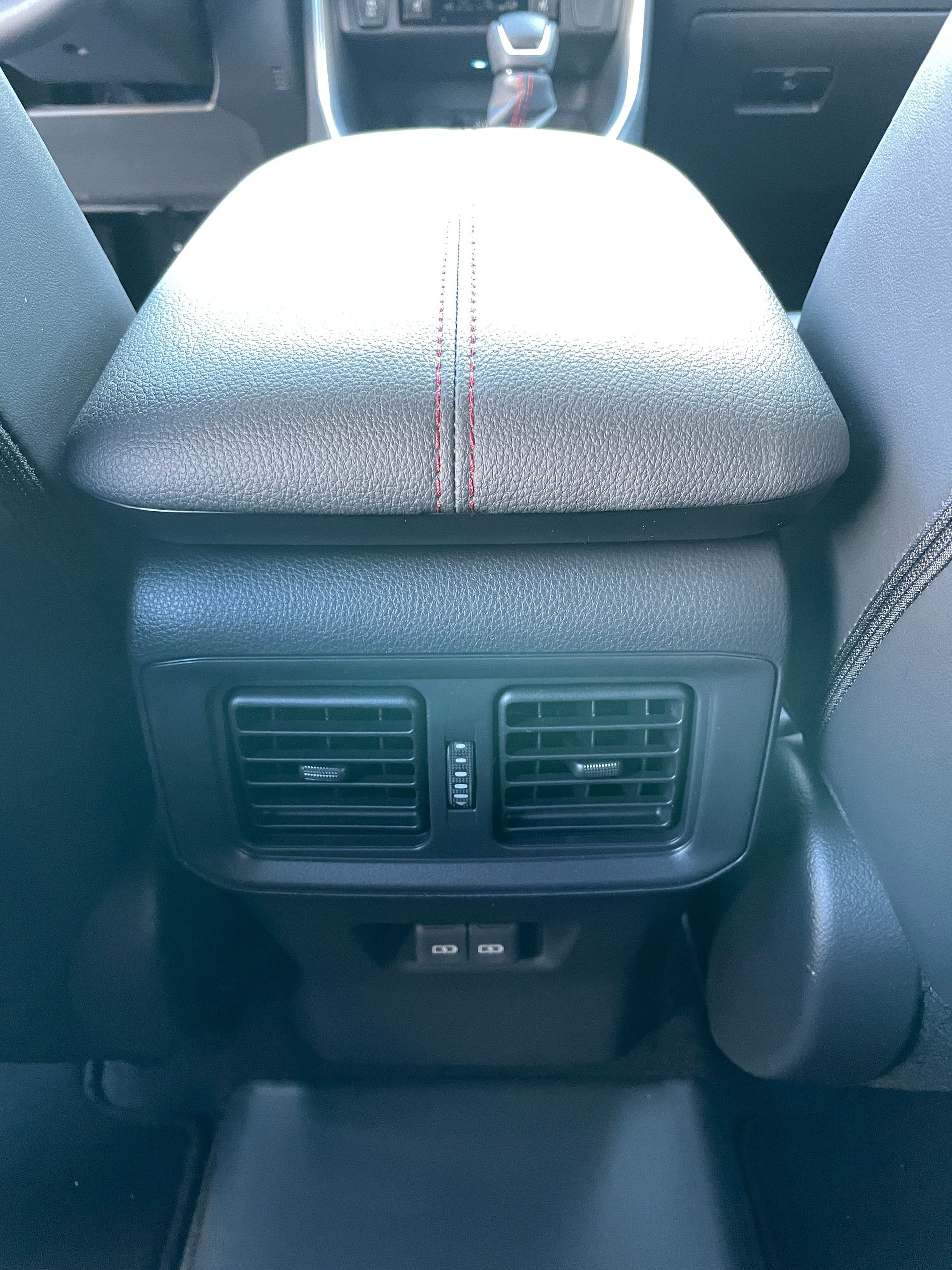 SUZUKI Across 2.5 Plug-in-Hybrid Compact Top E-CVT-image-17