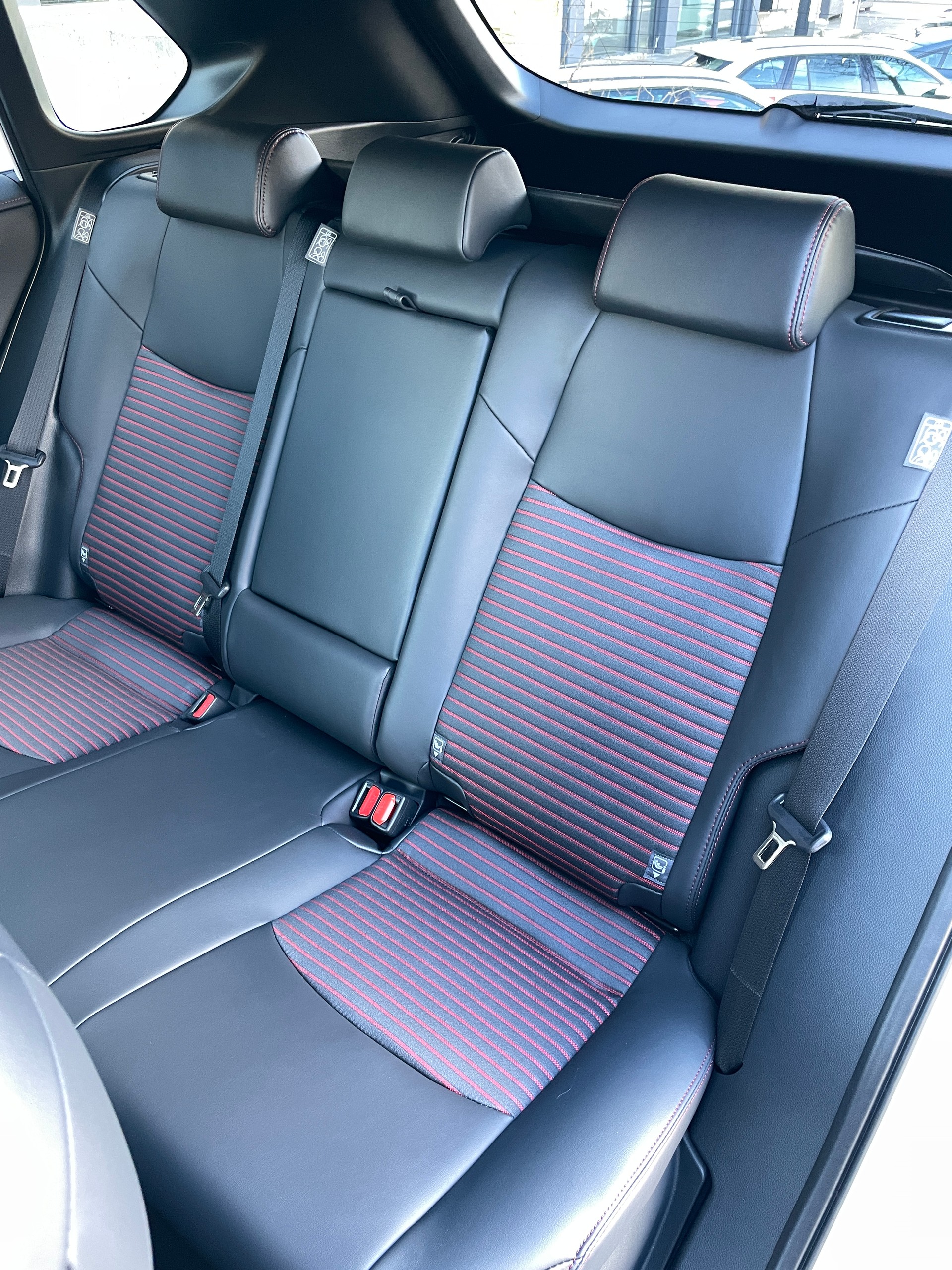 SUZUKI Across 2.5 Plug-in-Hybrid Compact Top E-CVT-image-13
