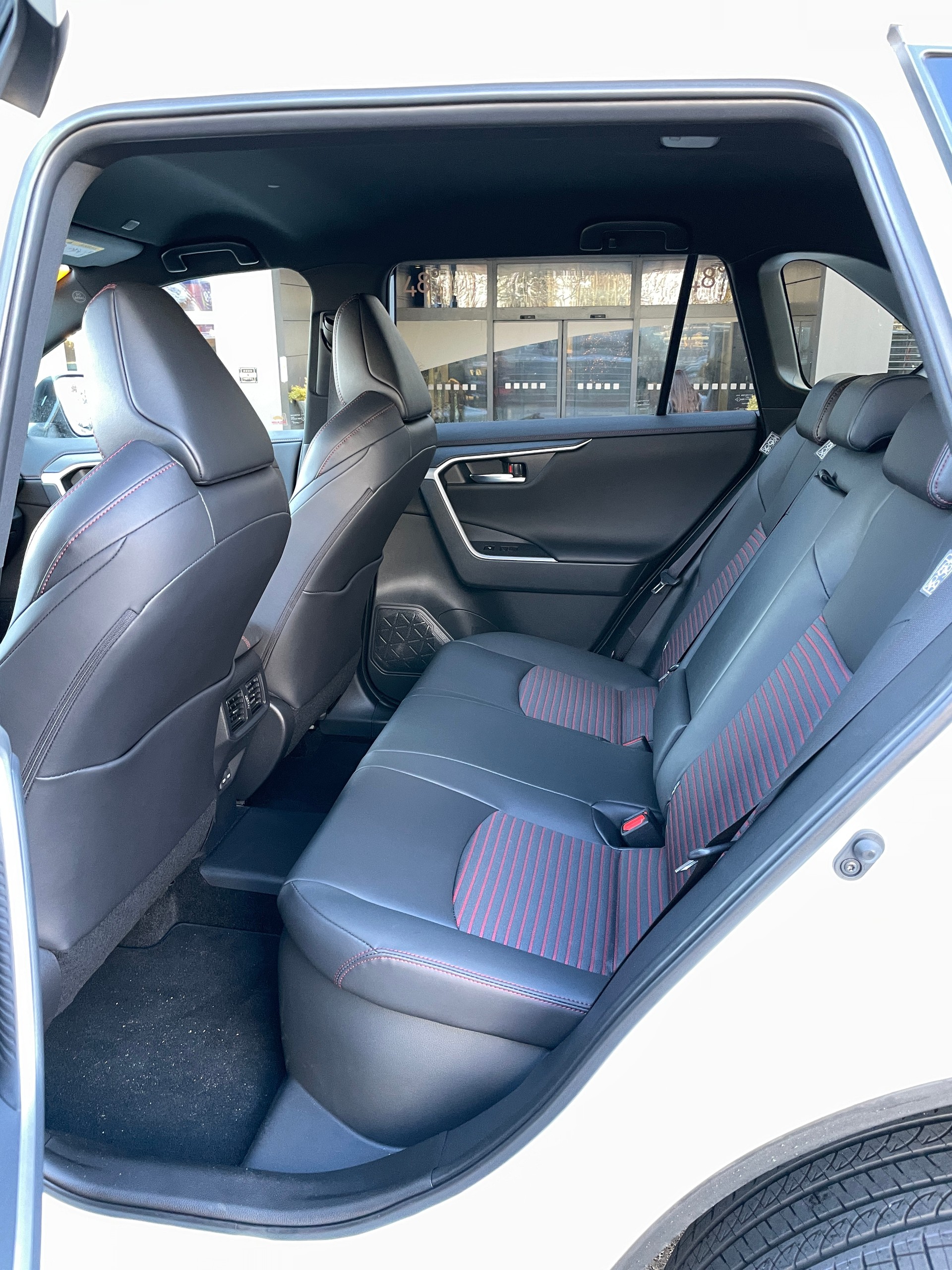 SUZUKI Across 2.5 Plug-in-Hybrid Compact Top E-CVT-image-14