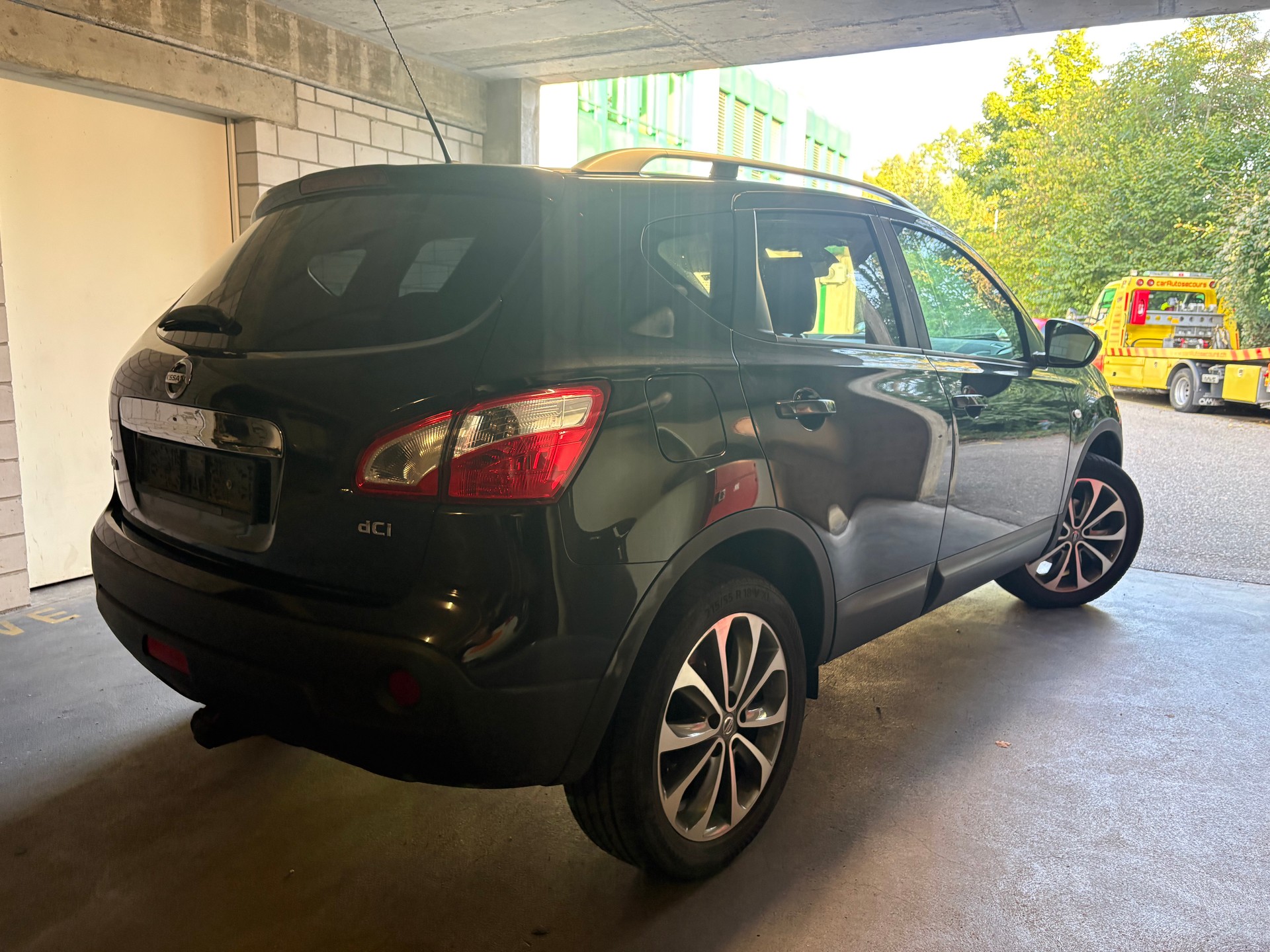 NISSAN Qashqai 2.0 dCi 4WD acenta-image-2