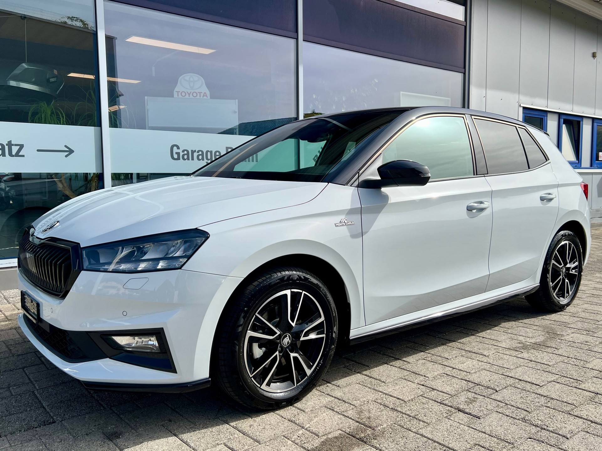 SKODA Fabia 1.0 TSI Monte Carlo DSG-image-1