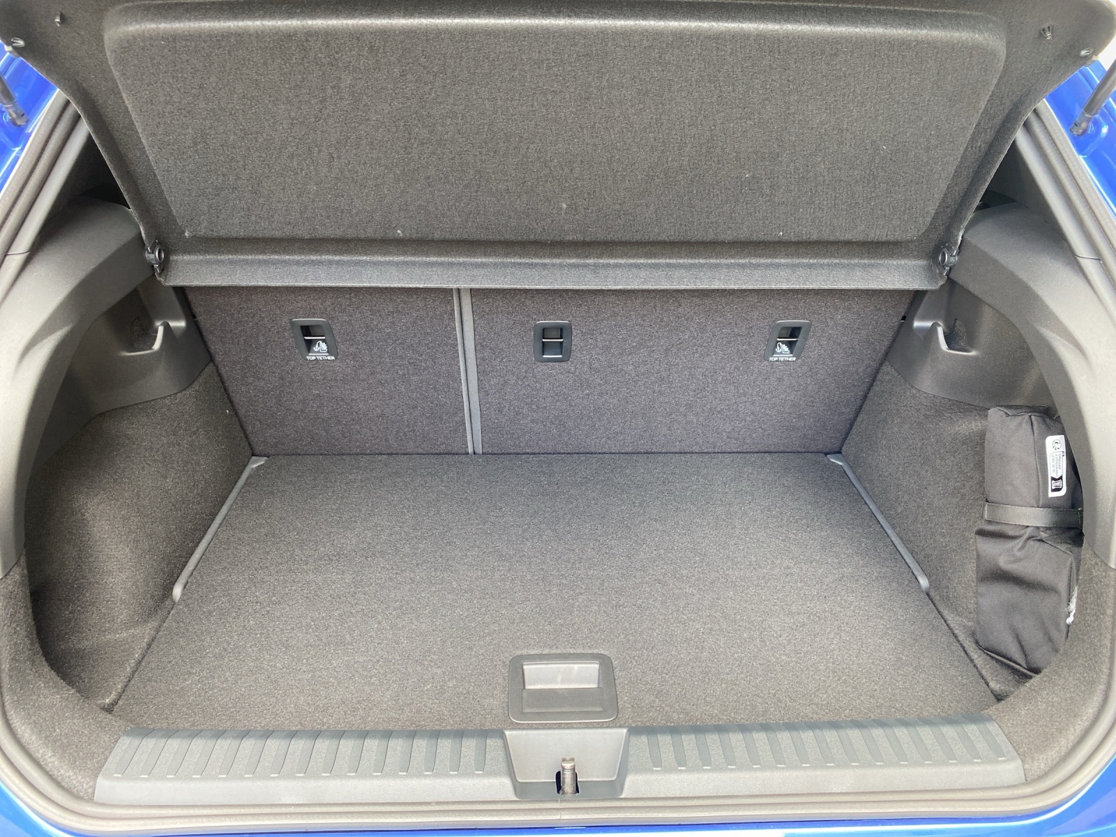 VW ID.Polo 52 kWh Style Edition One Plus-image-12