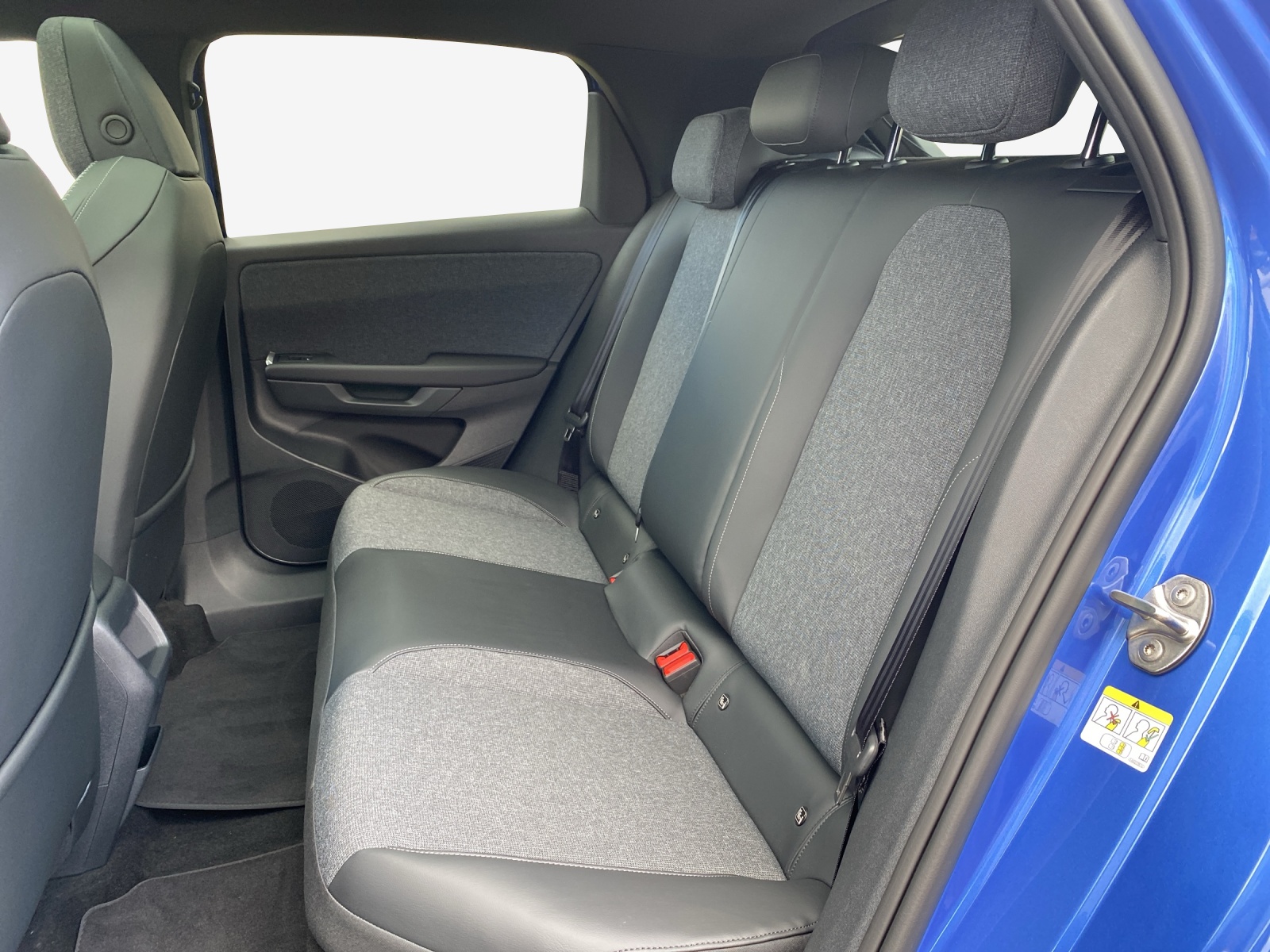 VW ID.Polo 52 kWh Style Edition One Plus-image-11