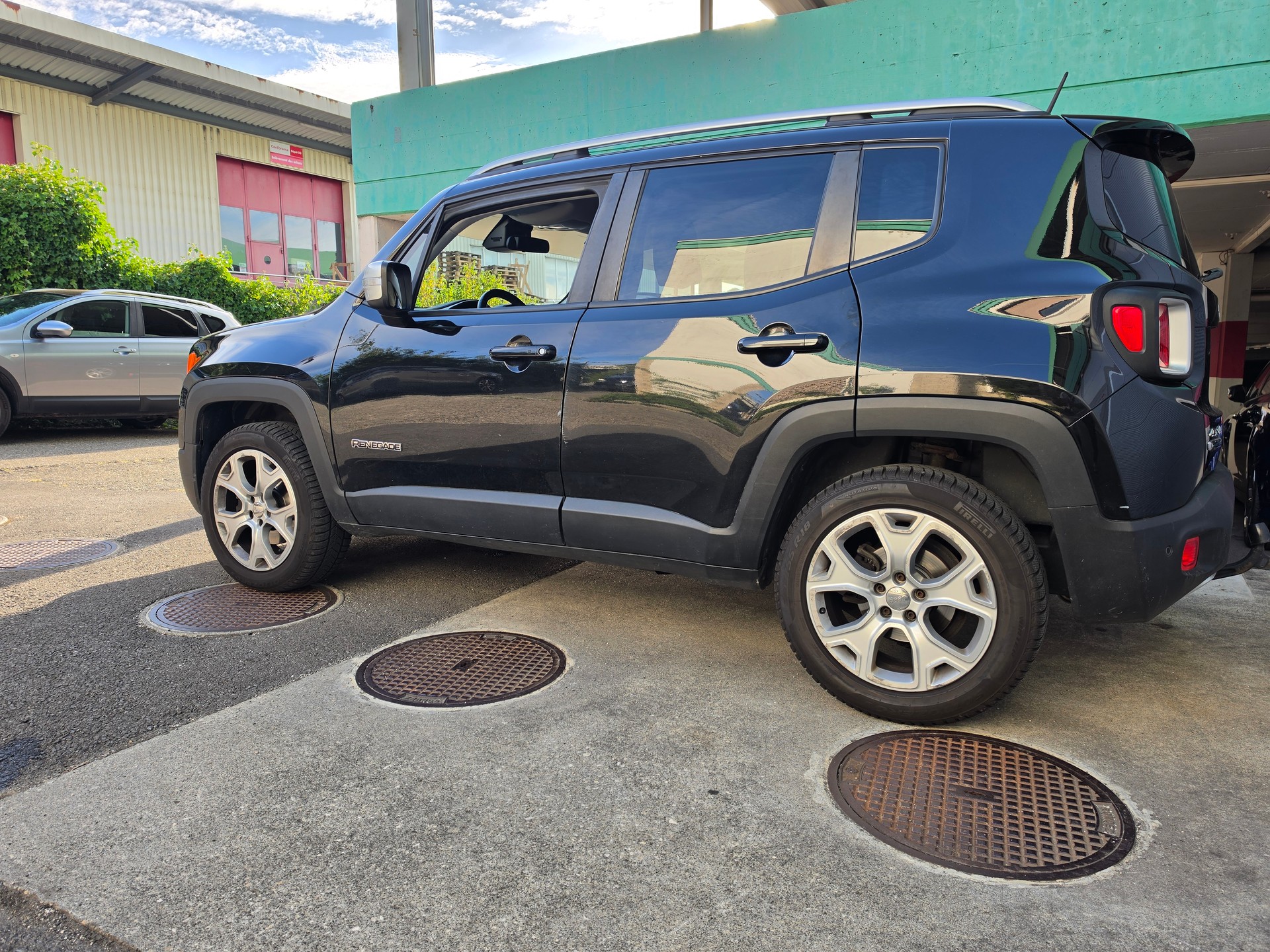 JEEP Renegade 2.0 CRD Limited AWD + Low Range 9ATX-image-5