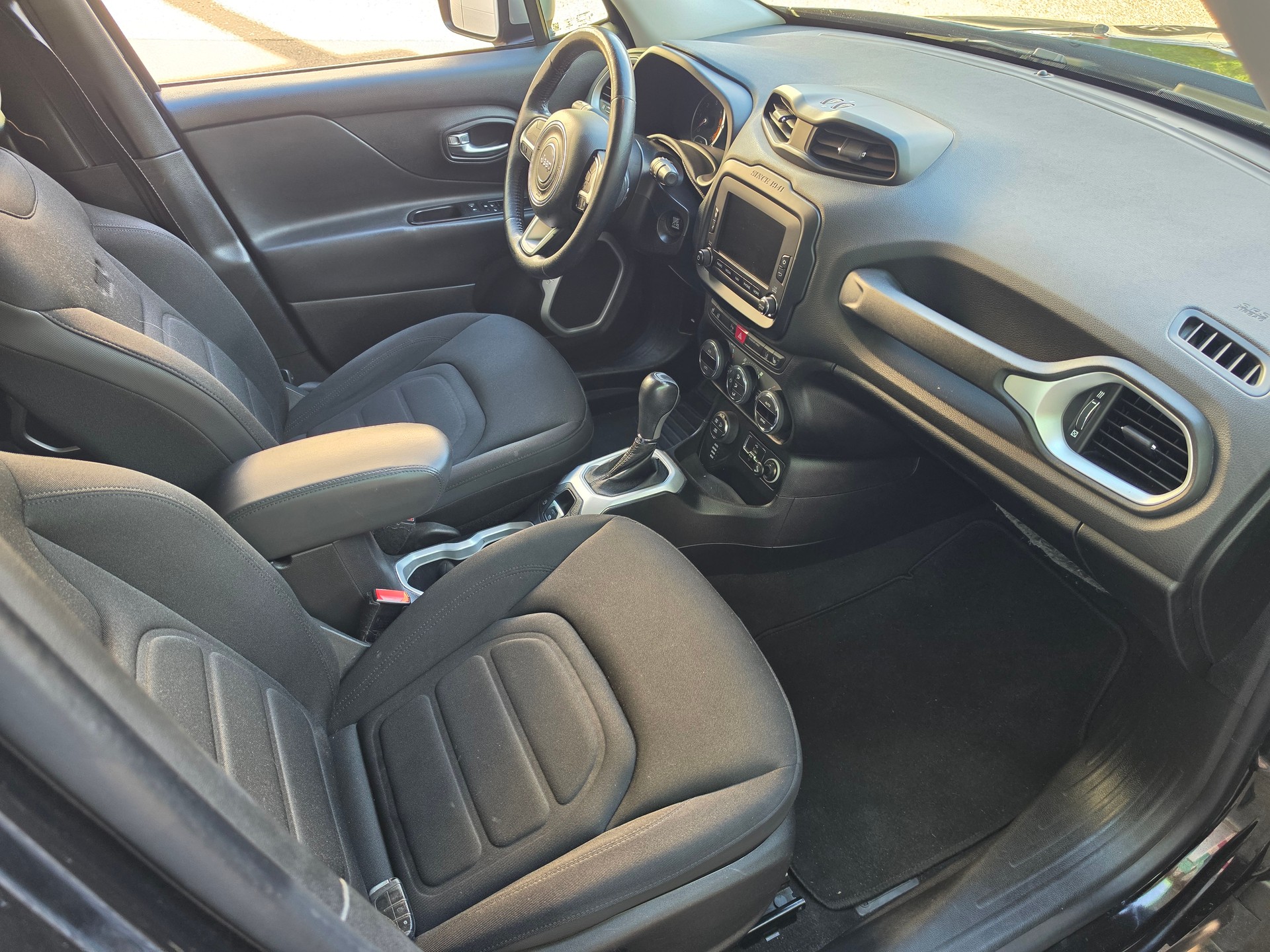 JEEP Renegade 2.0 CRD Limited AWD + Low Range 9ATX-image-8