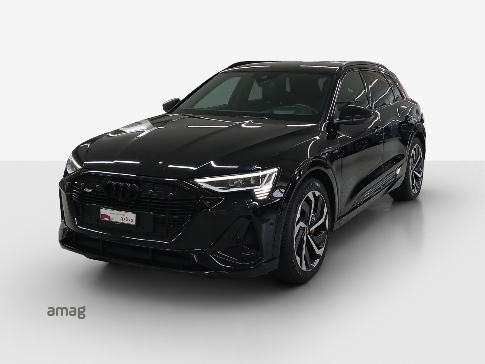 AUDI e-tron 55 S Line Black Edition quattro-image-0