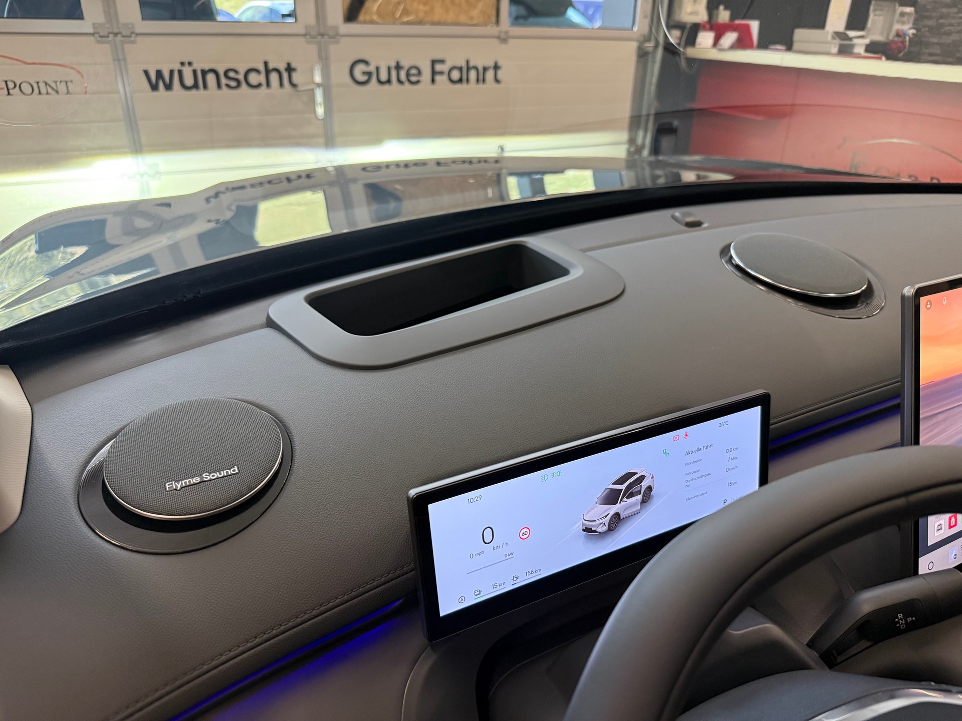 GEELY Starray EM-i MAX + PHEV-image-27
