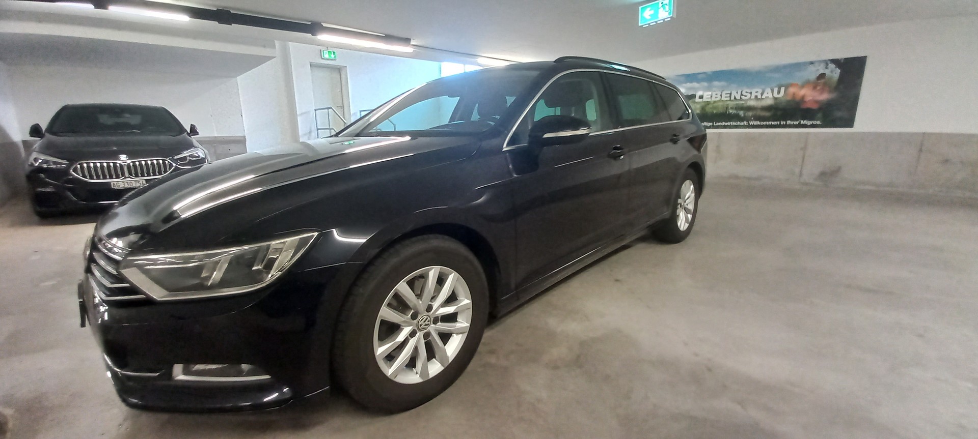 VW Passat Variant 2.0 TDI BMT Trendline DSG-image-3