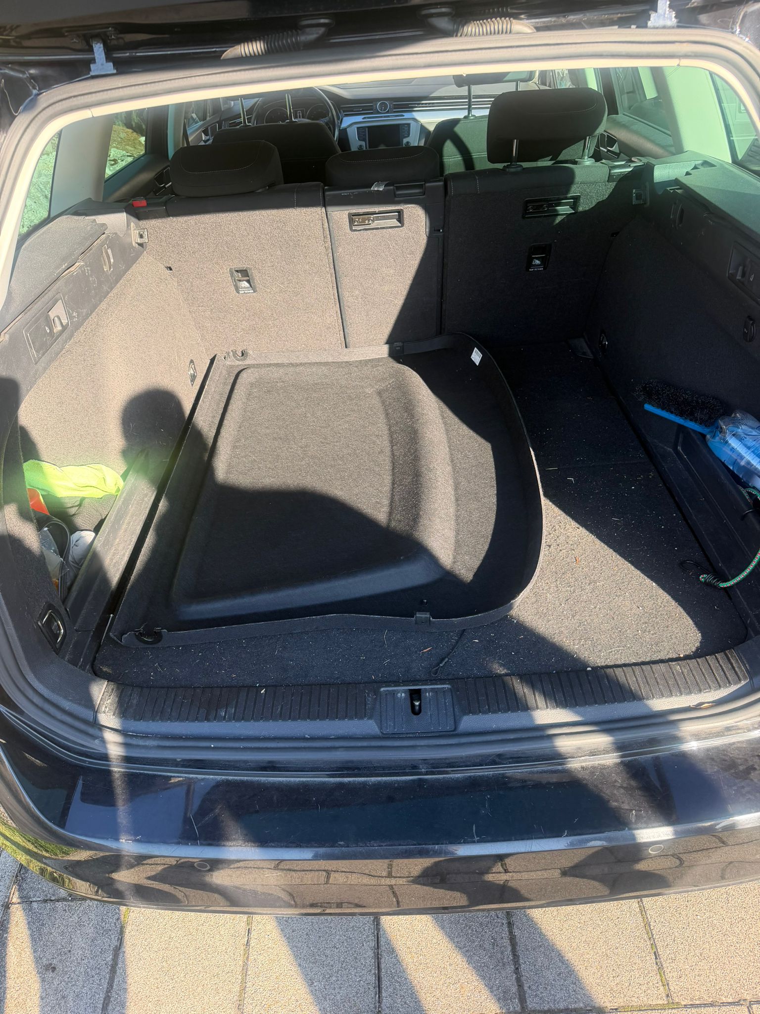 VW Passat Variant 2.0 TDI BMT Trendline DSG-image-12