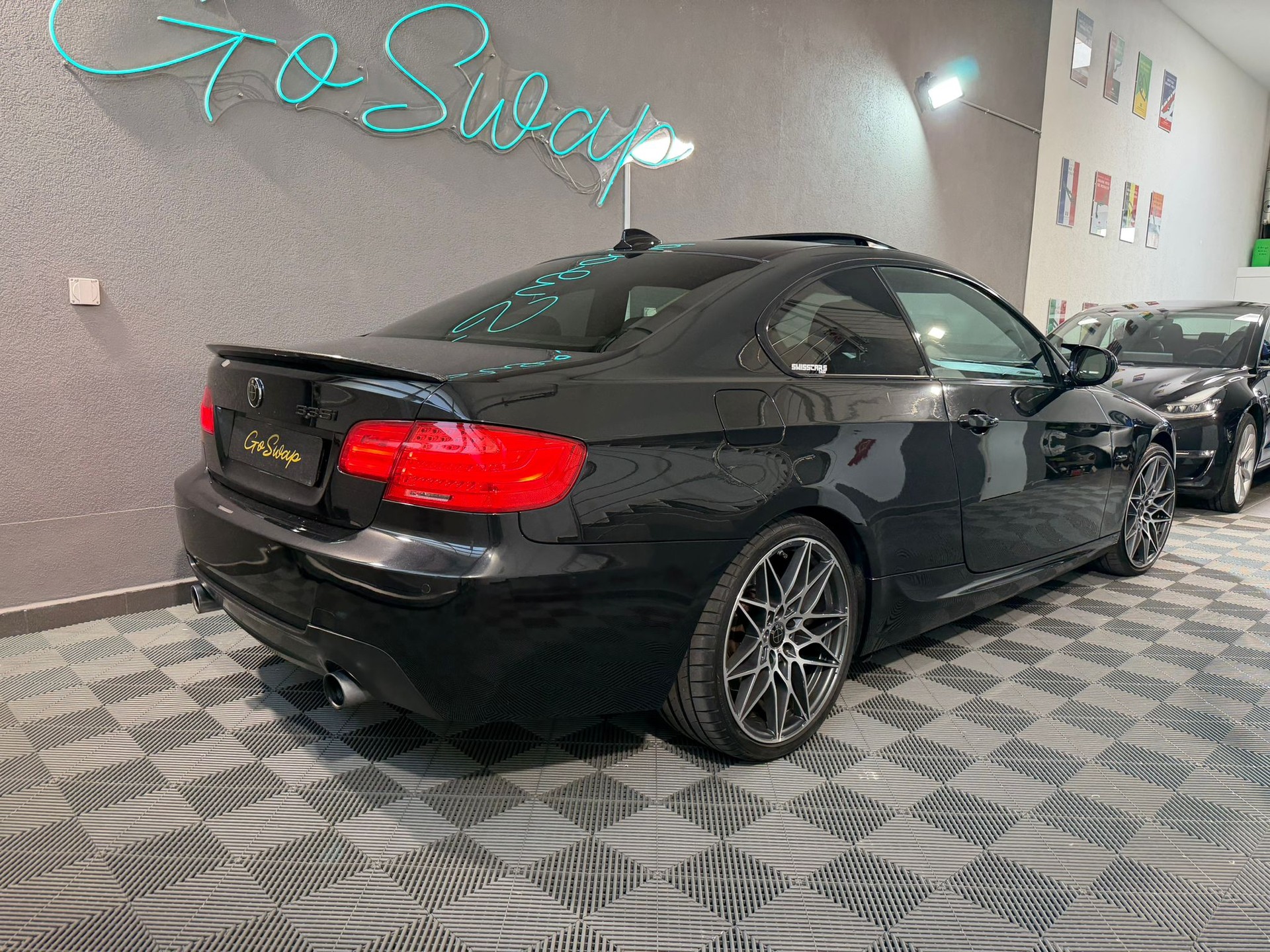 BMW 335i xDrive Coupé M Sport Pack Steptronic-image-5