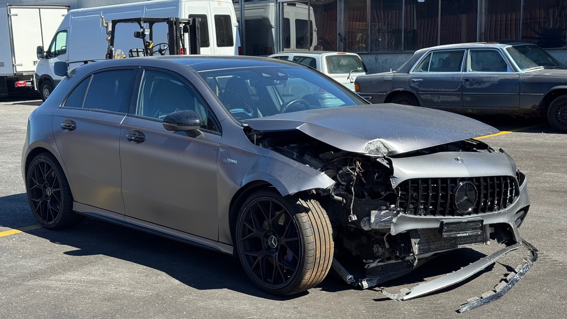 MERCEDES-BENZ A 35 AMG 4Matic Speedshift-image-6