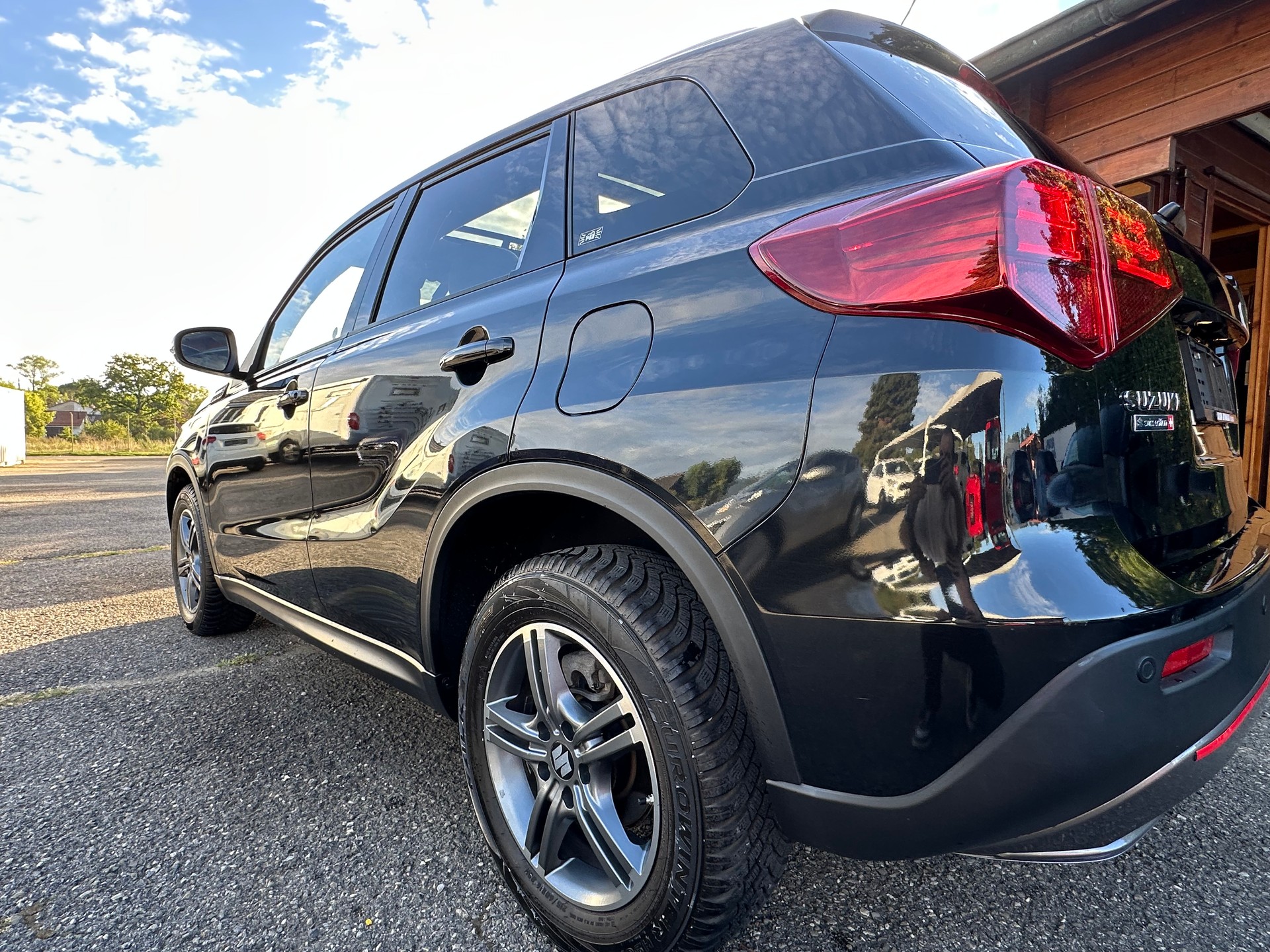 SUZUKI Vitara 1.4 Boosterjet Compact Top Automatic-image-32