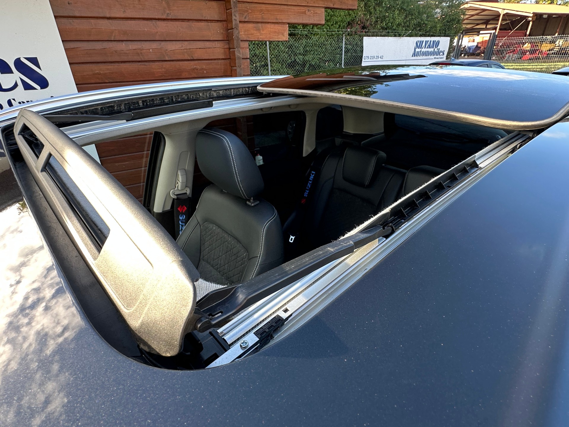 SUZUKI Vitara 1.4 Boosterjet Compact Top Automatic-image-21